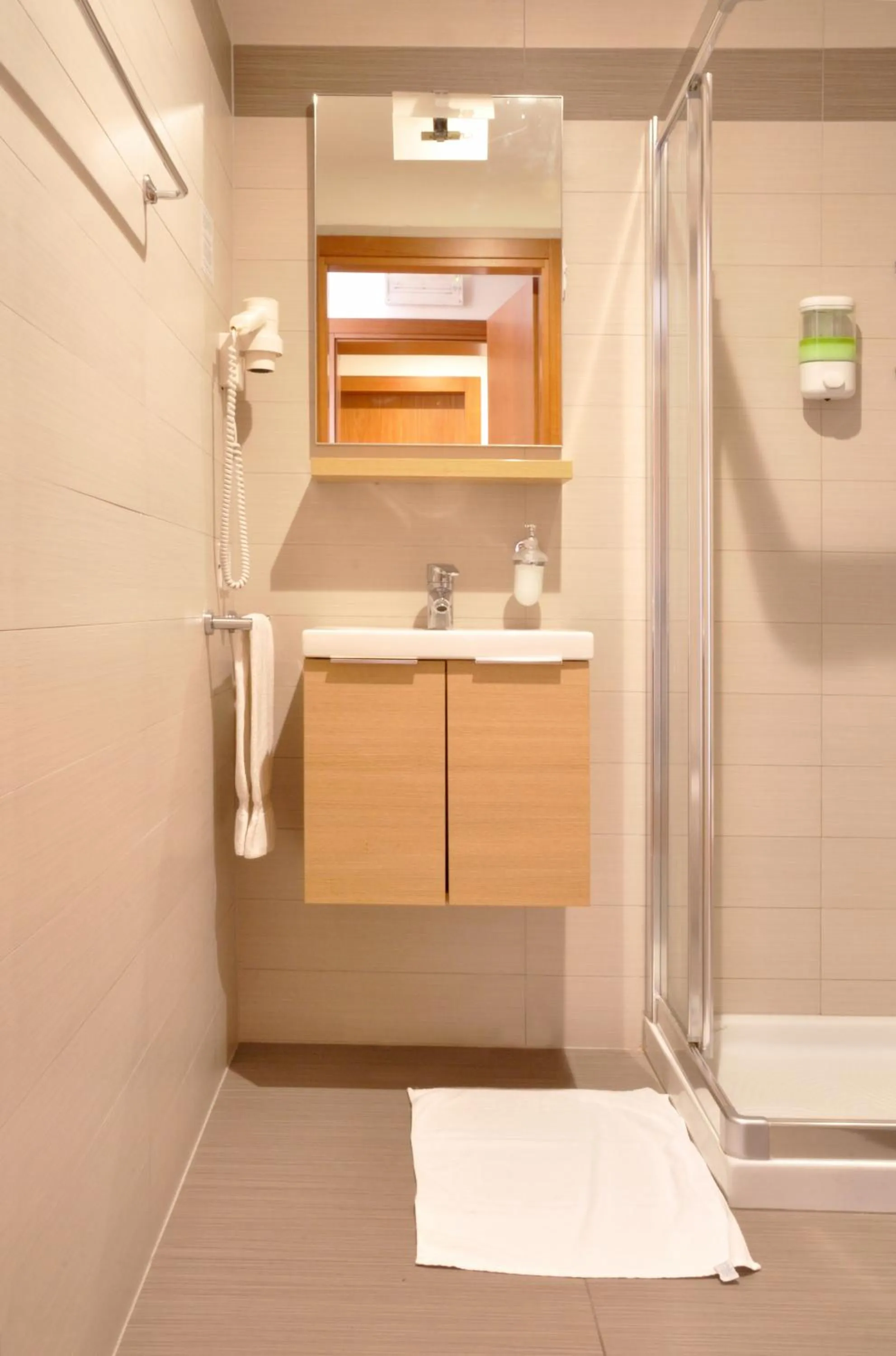 Bathroom in Hotel Mezzaluna