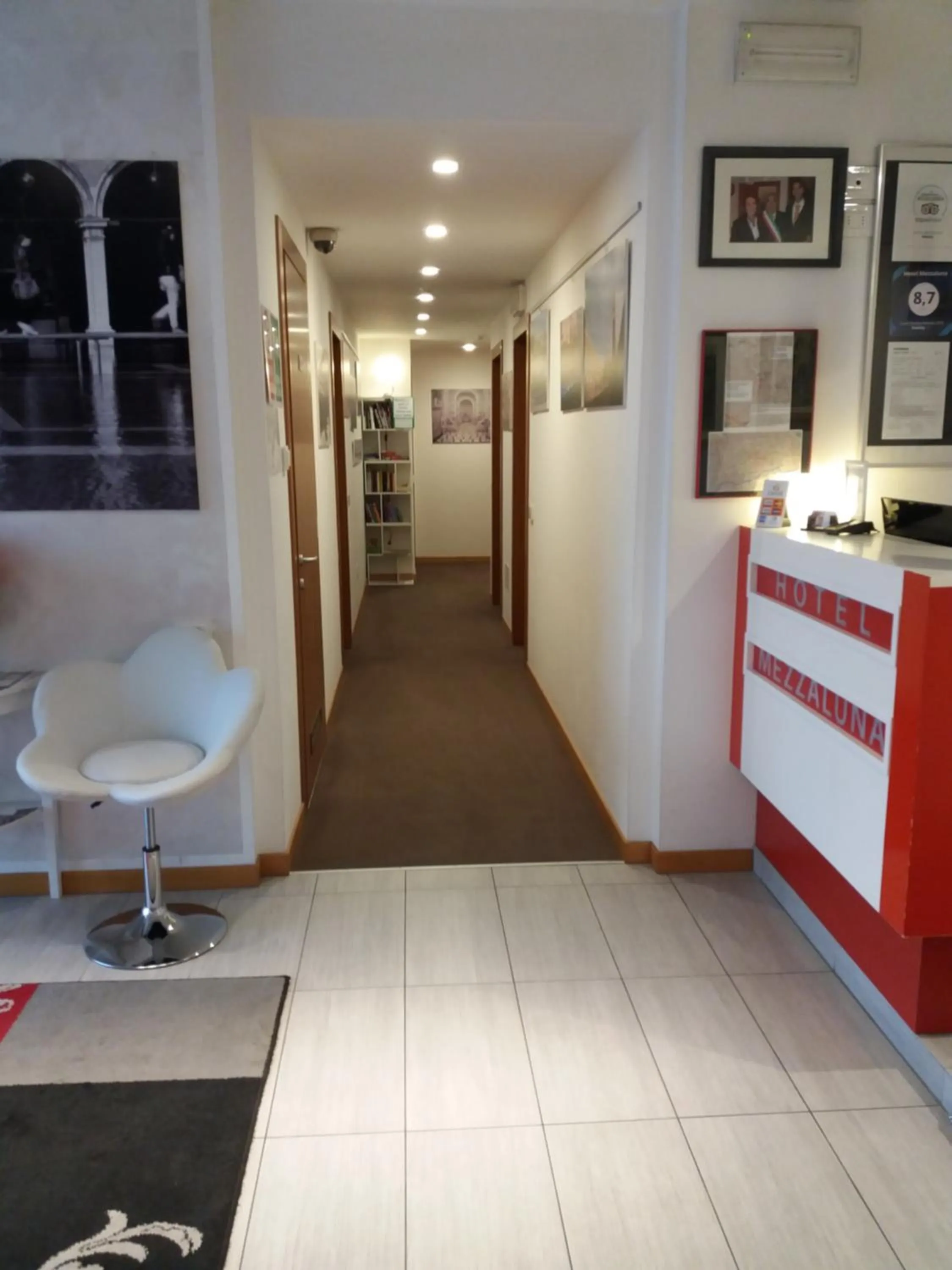 Lobby or reception in Hotel Mezzaluna