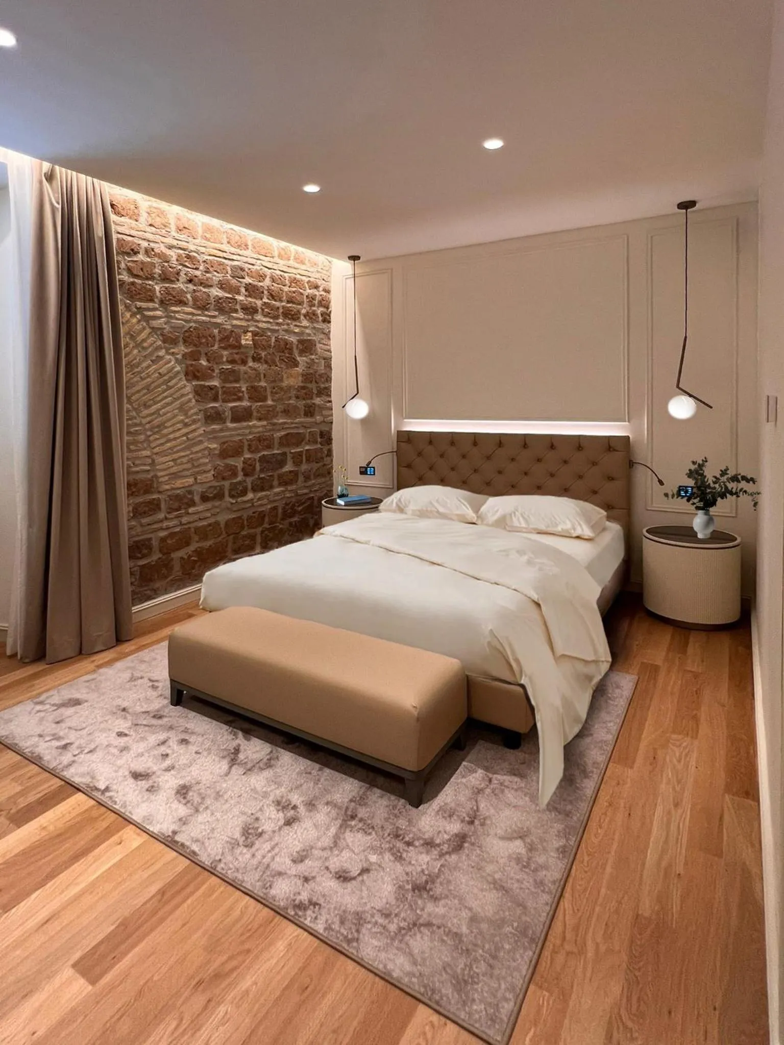 Bed in Martina Suites