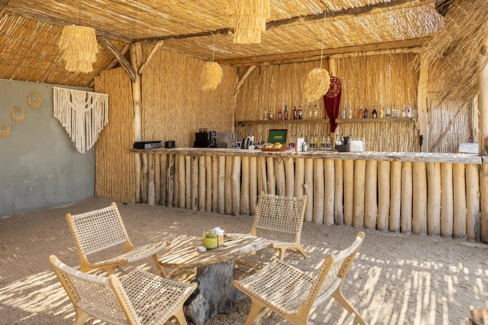 Drinks in Xanadu Island