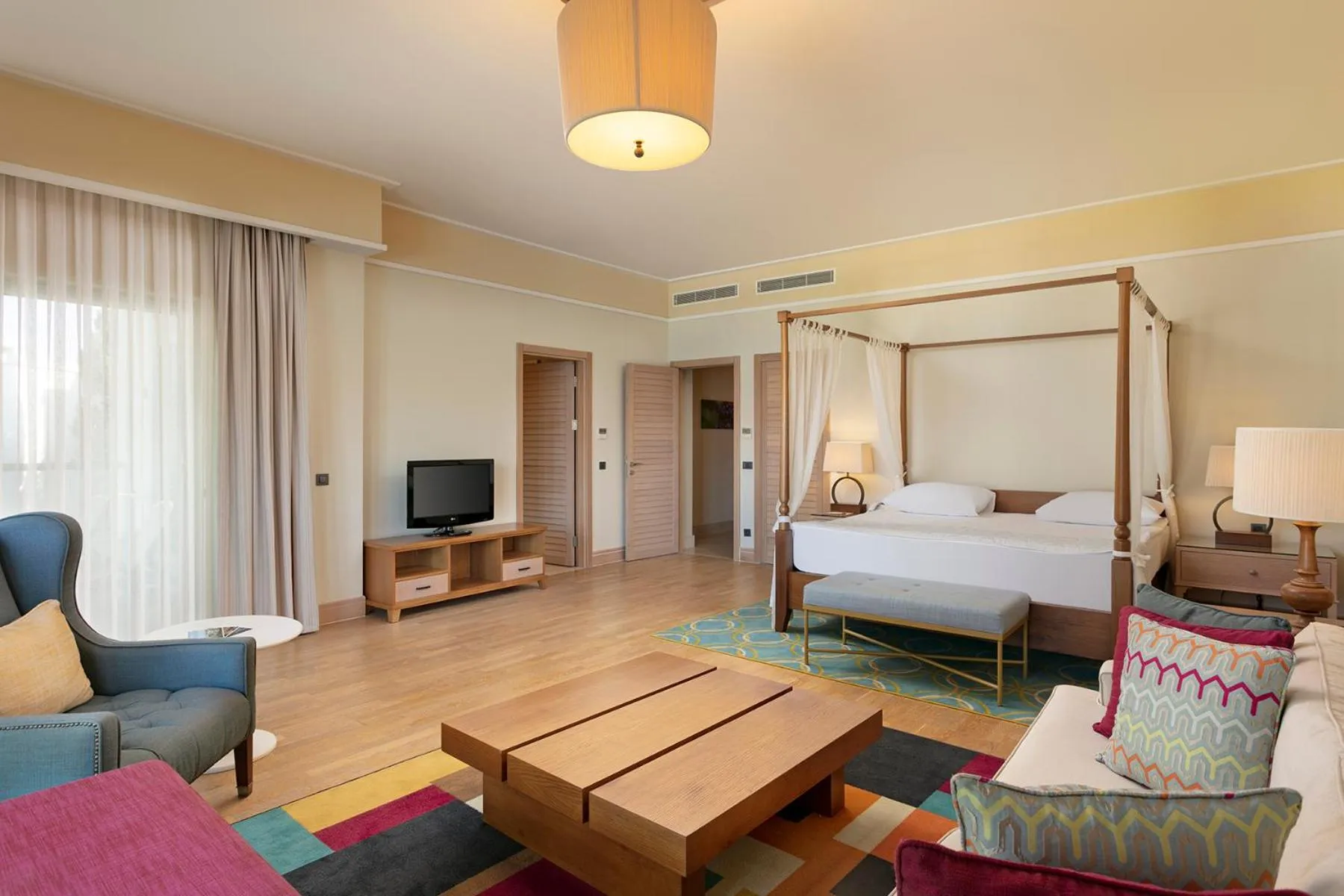 Bed in Xanadu Island