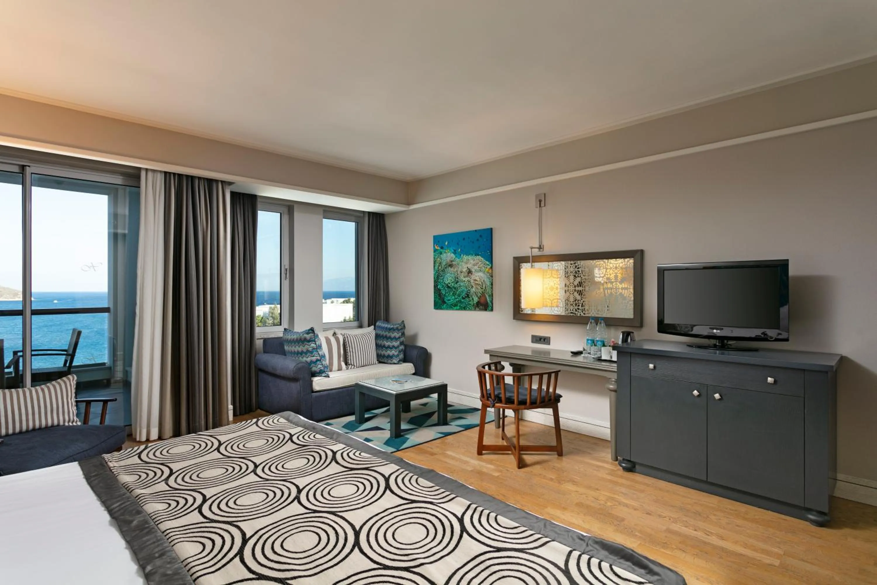 Bed in Xanadu Island