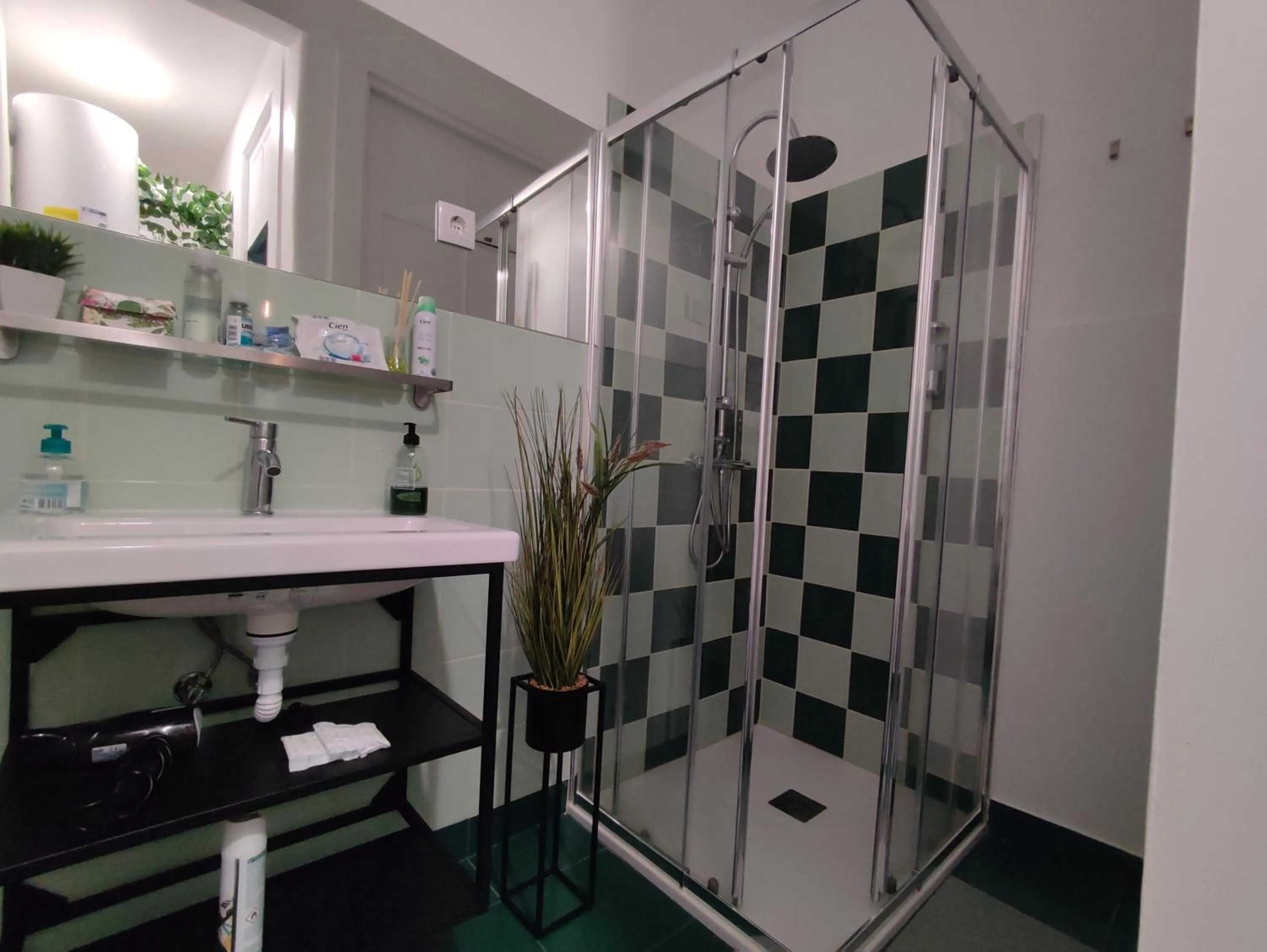 Bathroom in Vila Santa Cruz Guest House