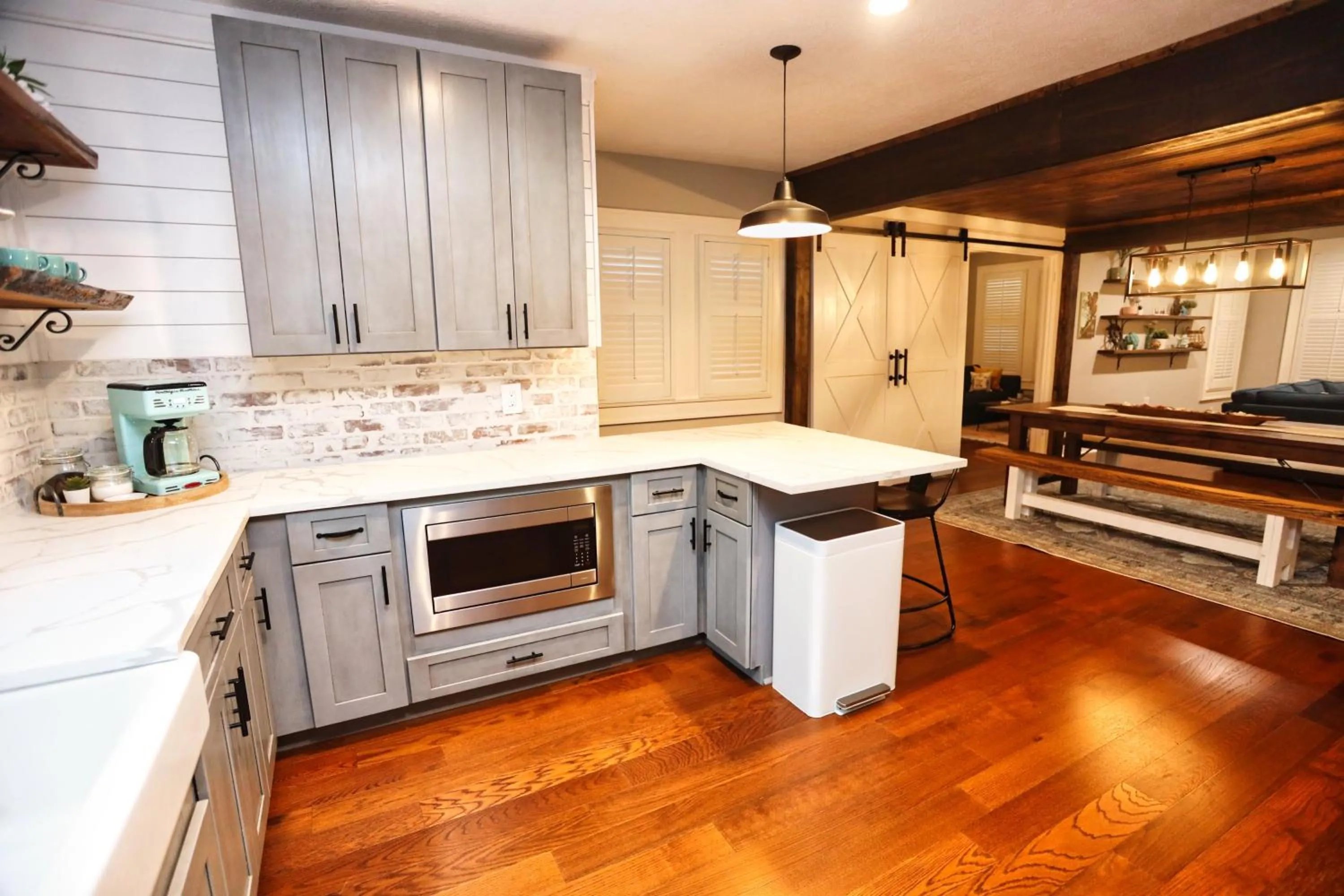 Coffee/tea facilities in Historic Home Family Friendly Close to Seawall