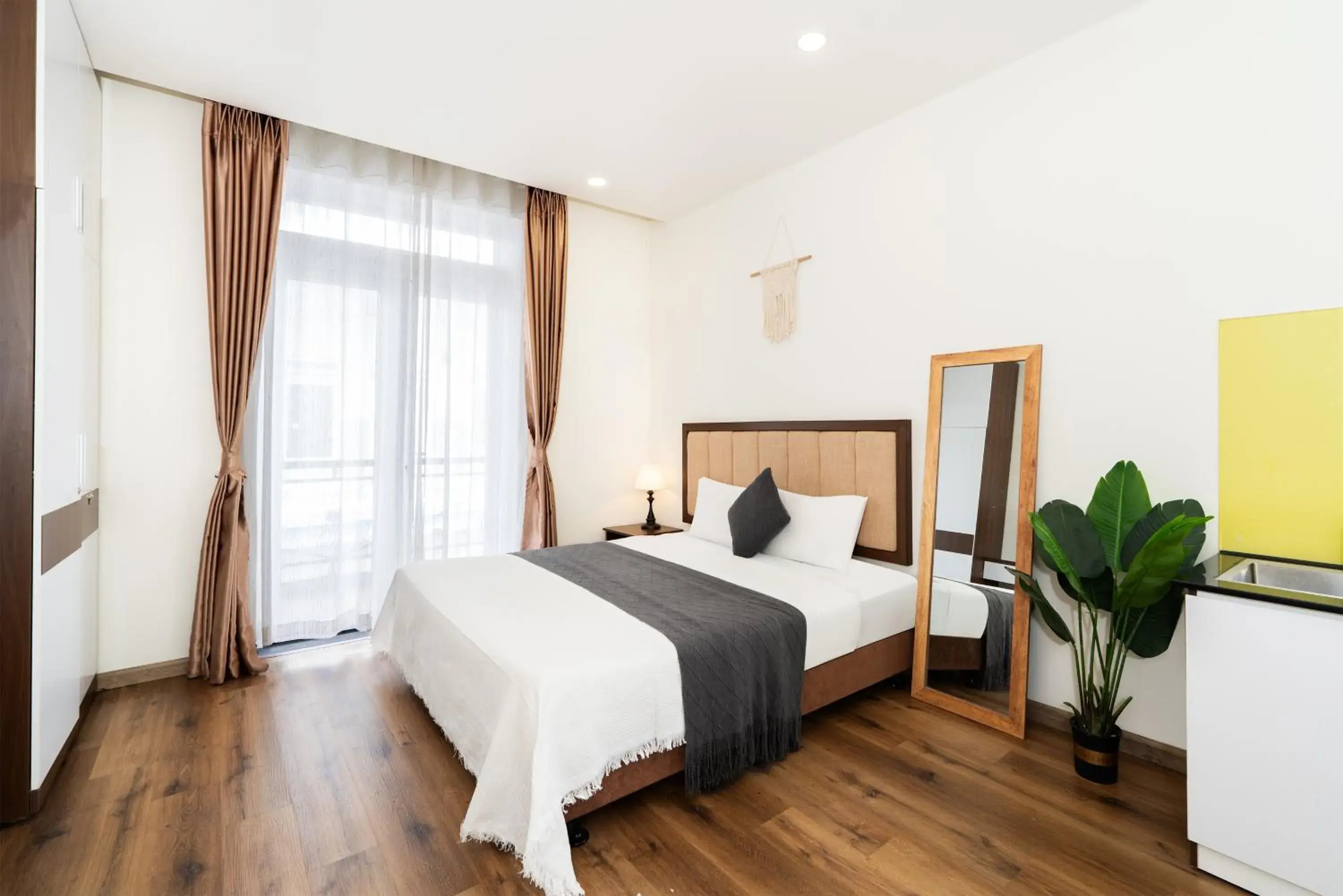 Studio with Balcony in Dalat Blanc Hotel & Apartment Studio with Balcony in Dalat Blanc Hotel & Apartment