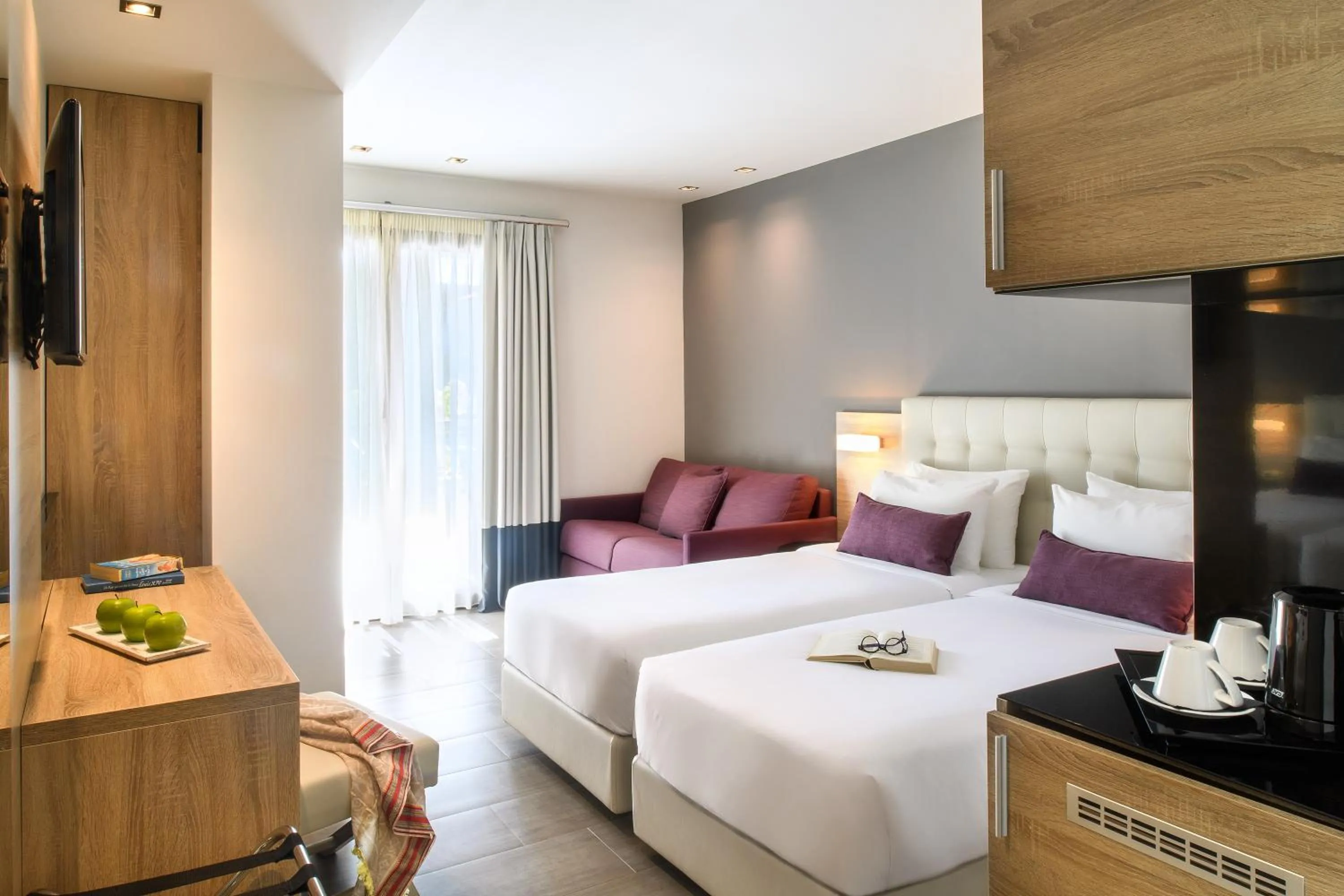 Photo of the whole room, Bed in Gkeea Boutique Hotel