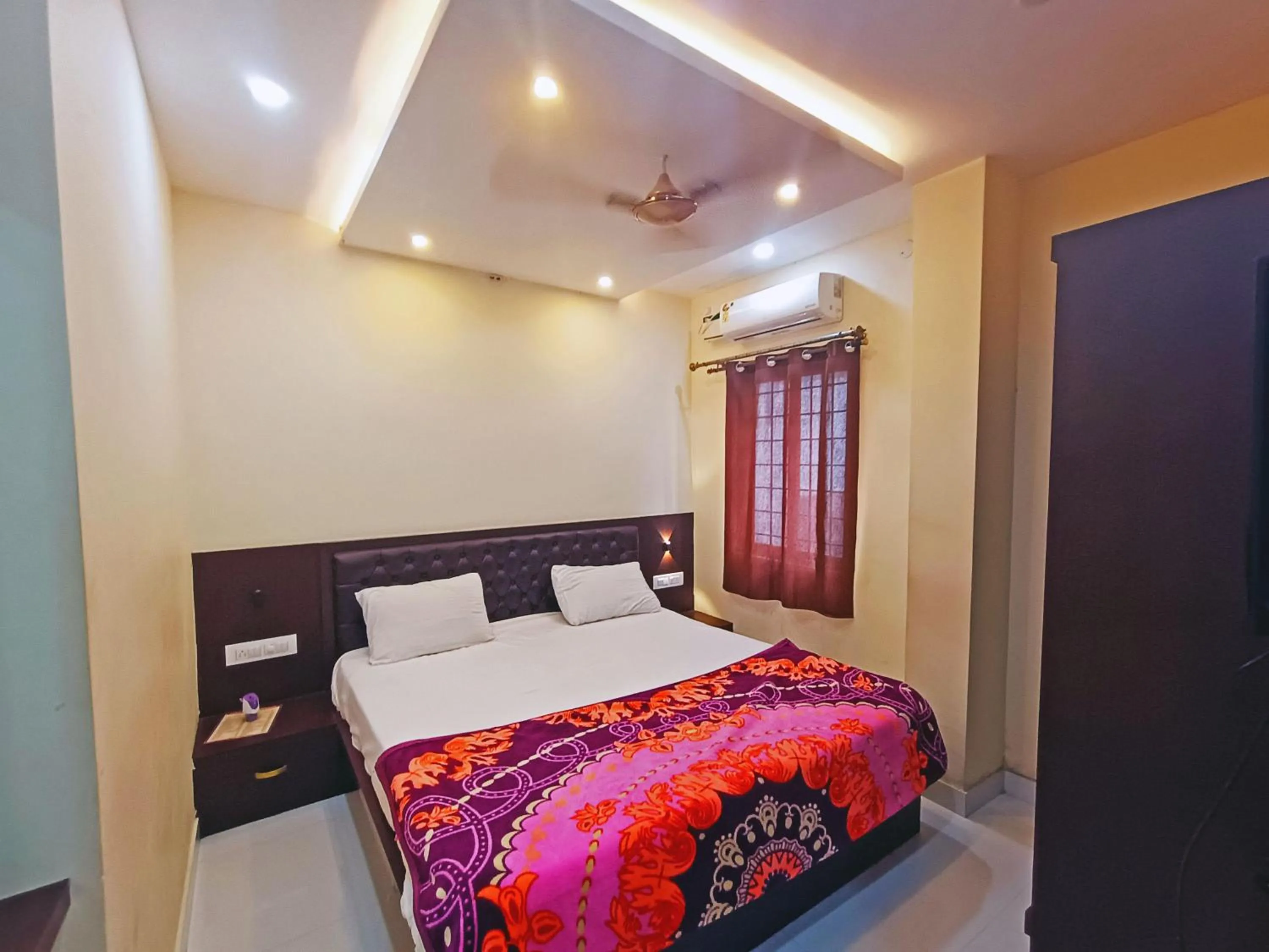 Bedroom, Bed in MG Residency