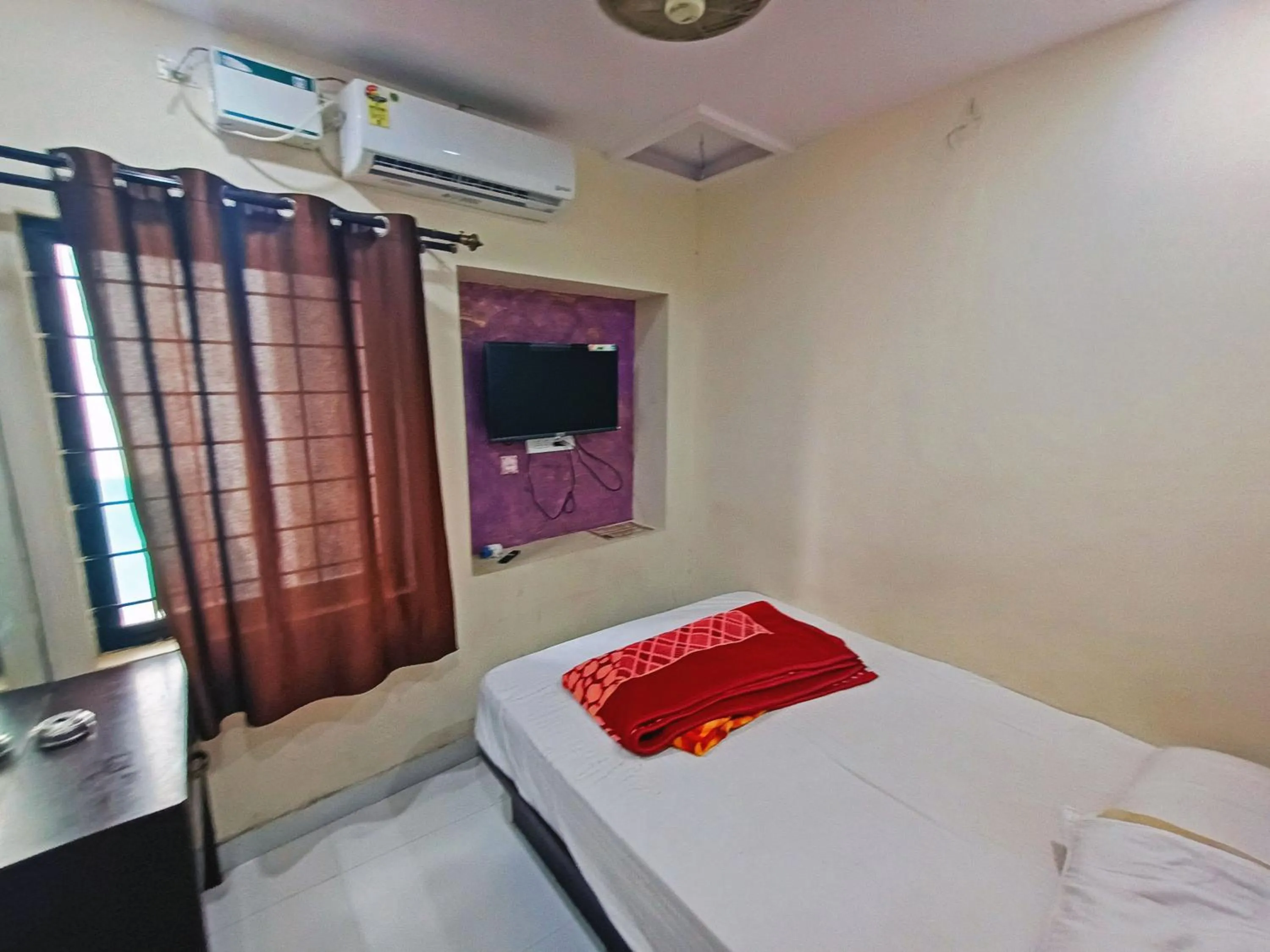 Bed in MG Residency