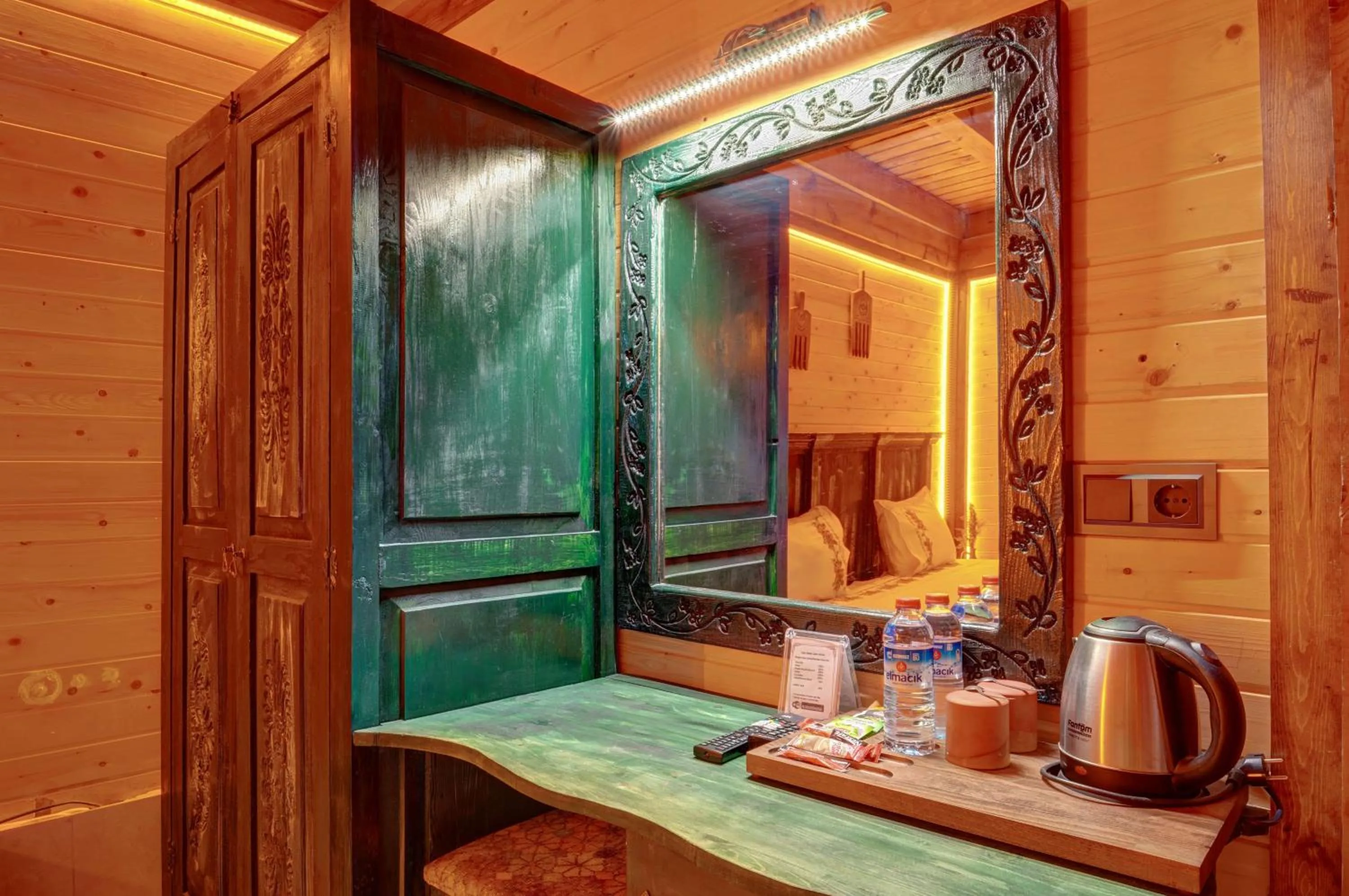 Bedroom in Aşk-ı Nare Cave Hotel Swimming Pool Hot & SPA