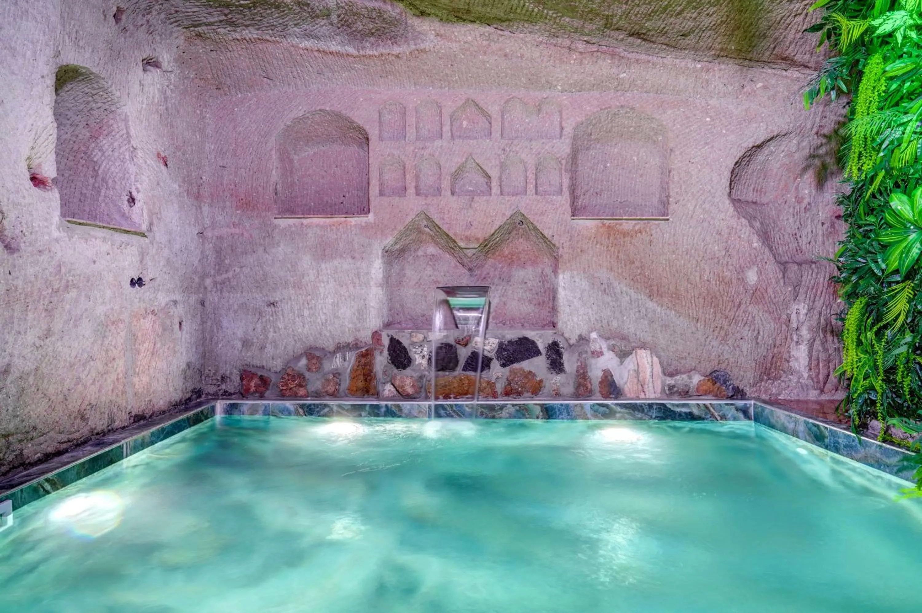 Swimming pool in Aşk-ı Nare Cave Hotel Swimming Pool Hot & SPA