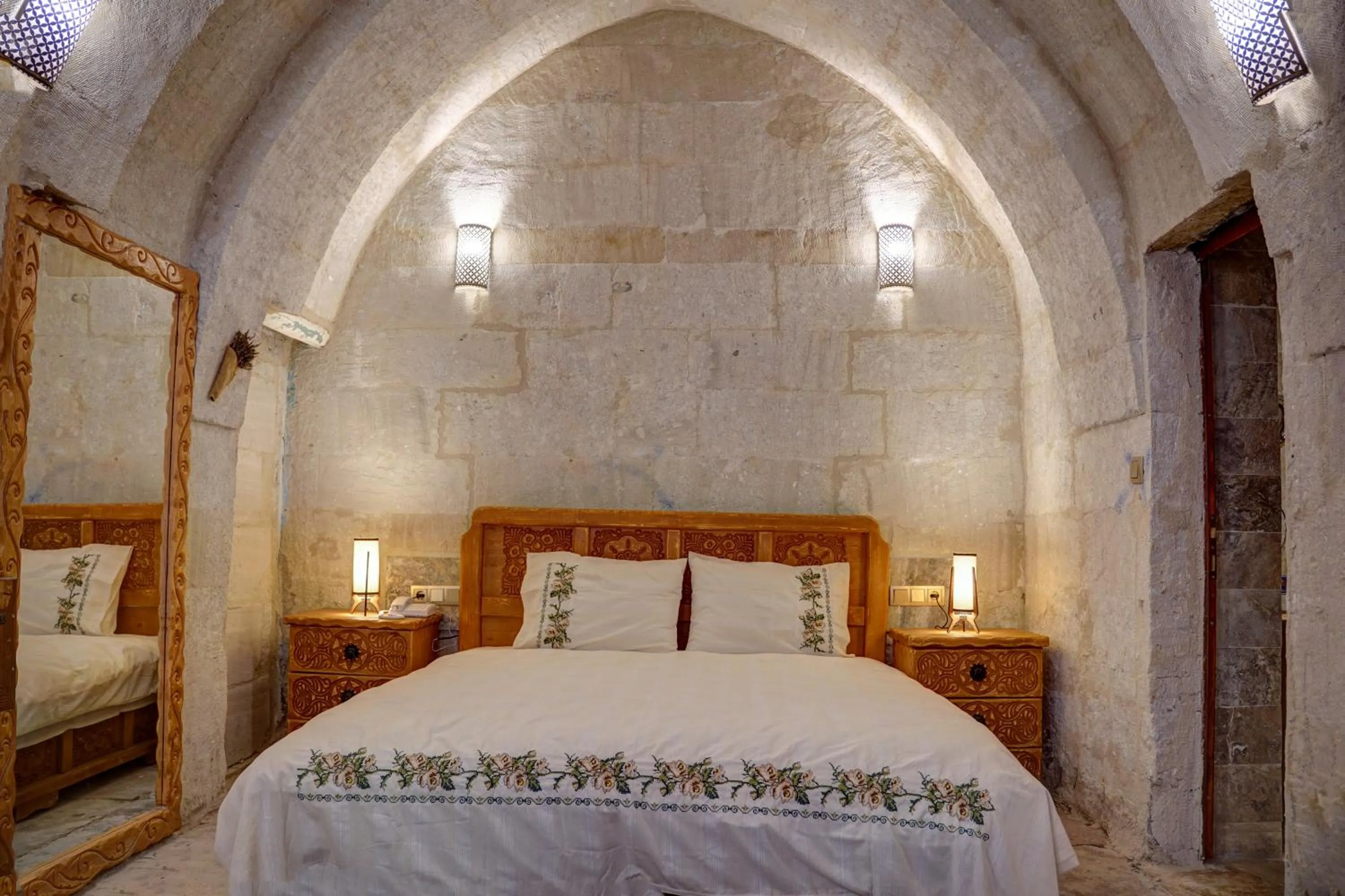 Bedroom, Bed in Aşk-ı Nare Cave Hotel Swimming Pool Hot & SPA