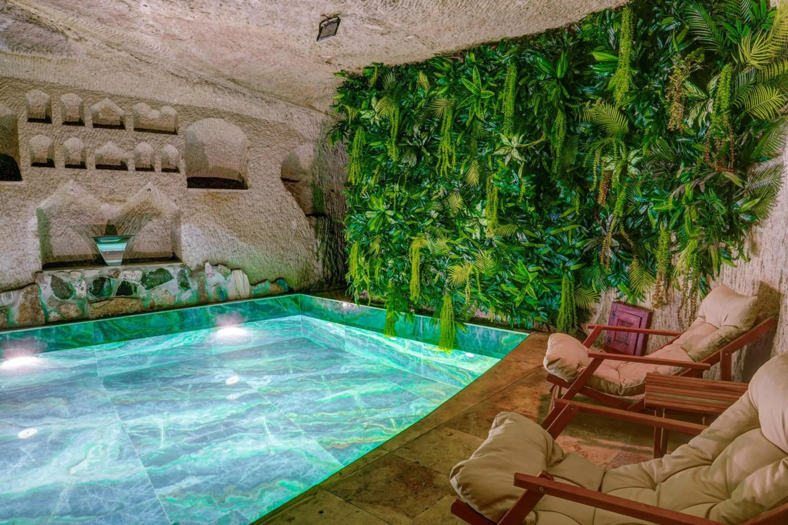 Swimming pool in Aşk-ı Nare Cave Hotel Swimming Pool Hot & SPA