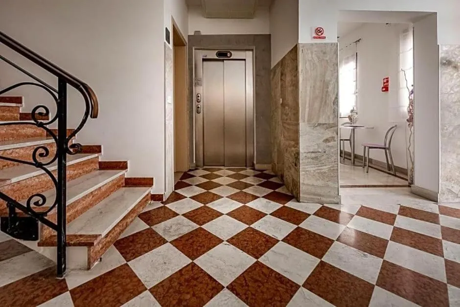 elevator in Cà Dei Barcaroli