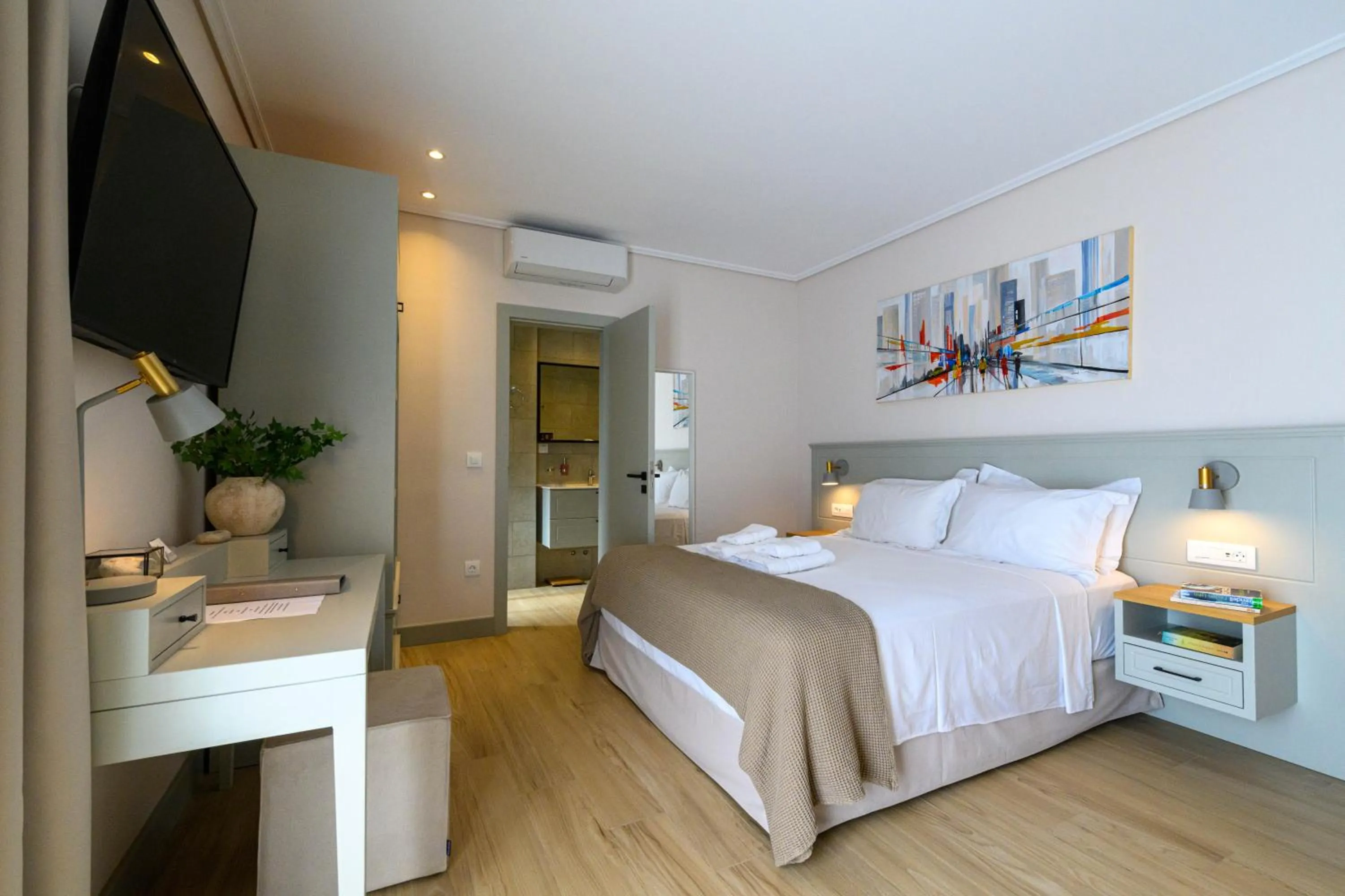 Bed in Kannas Mani Luxury Suites -Adults Friendly 14 Plus