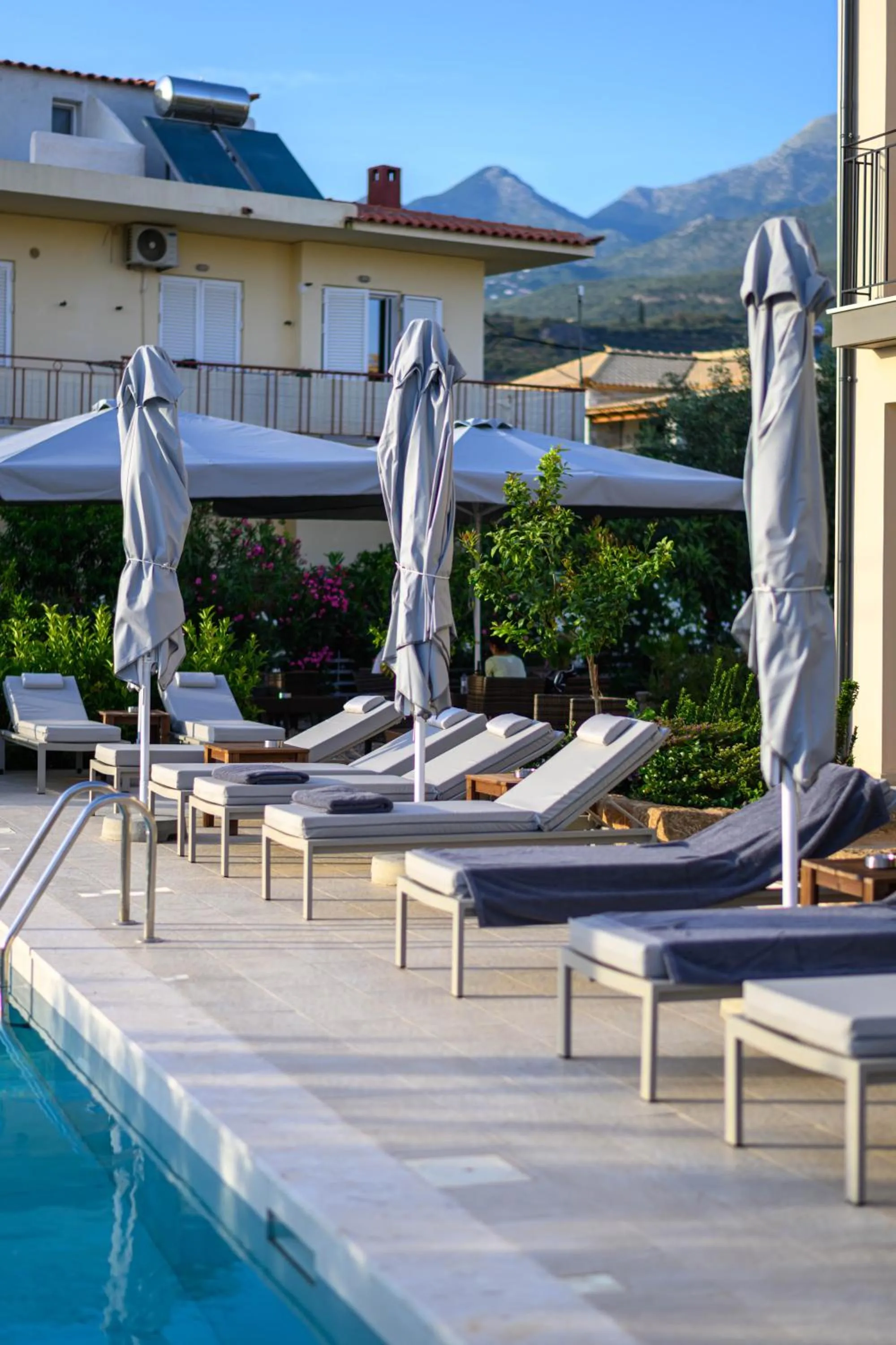 Kannas Mani Luxury Suites -Adults Friendly 14 Plus