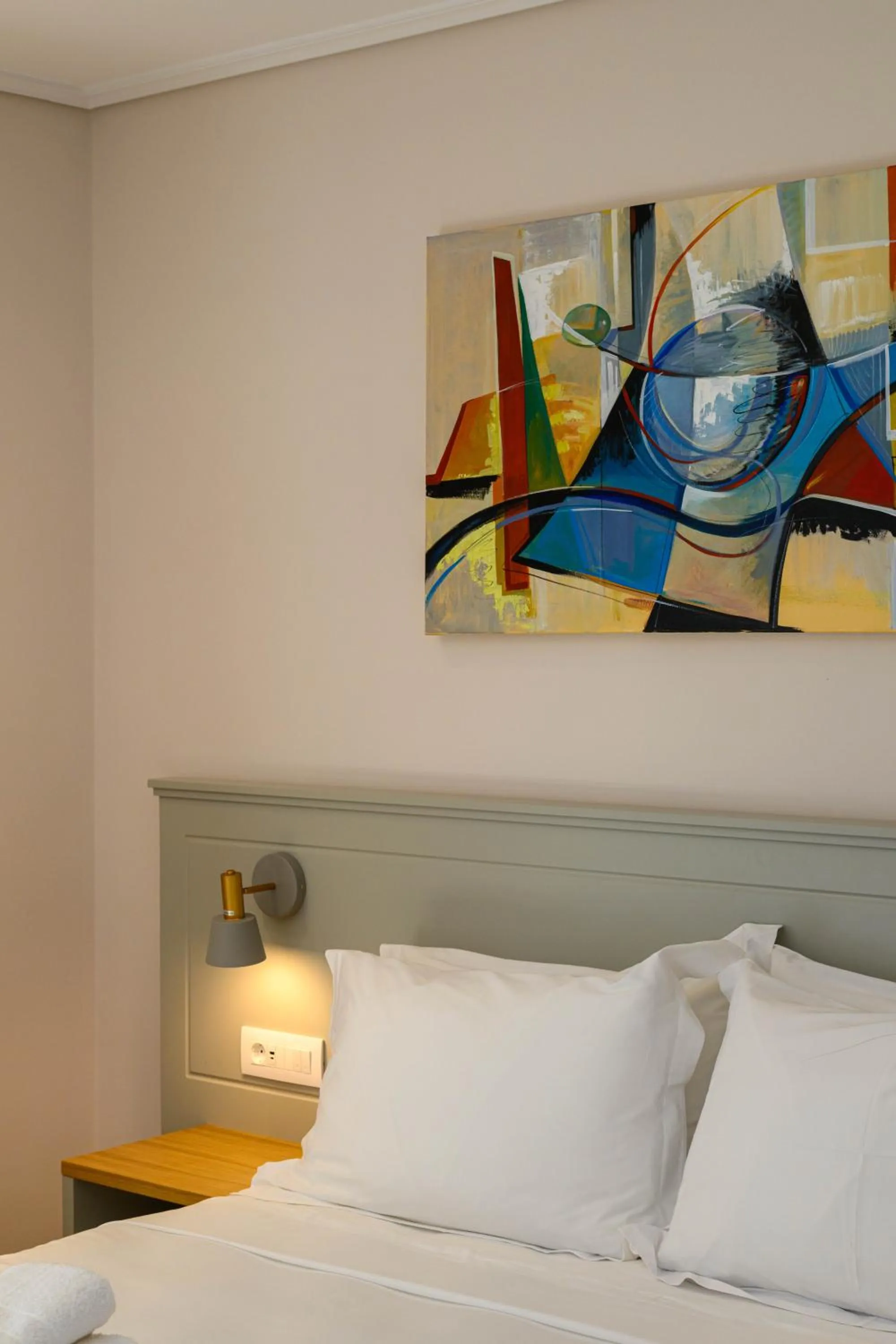 Bed in Kannas Mani Luxury Suites -Adults Friendly 14 Plus