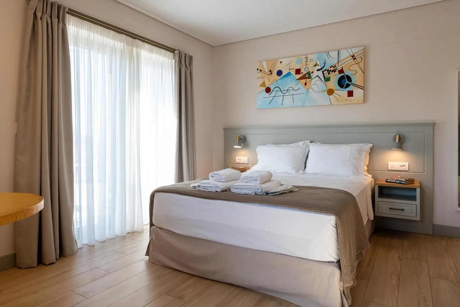 Bed in Kannas Mani Luxury Suites -Adults Friendly 14 Plus