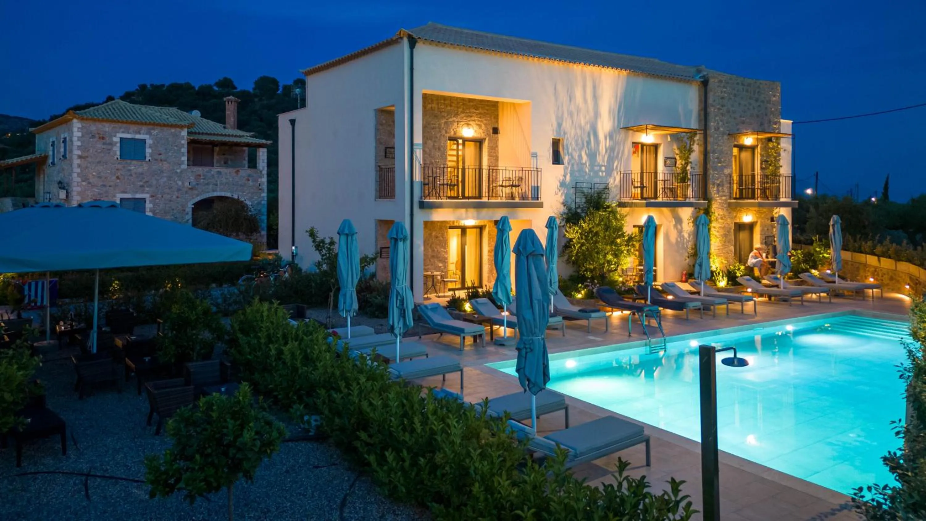 Kannas Mani Luxury Suites -Adults Friendly 14 Plus