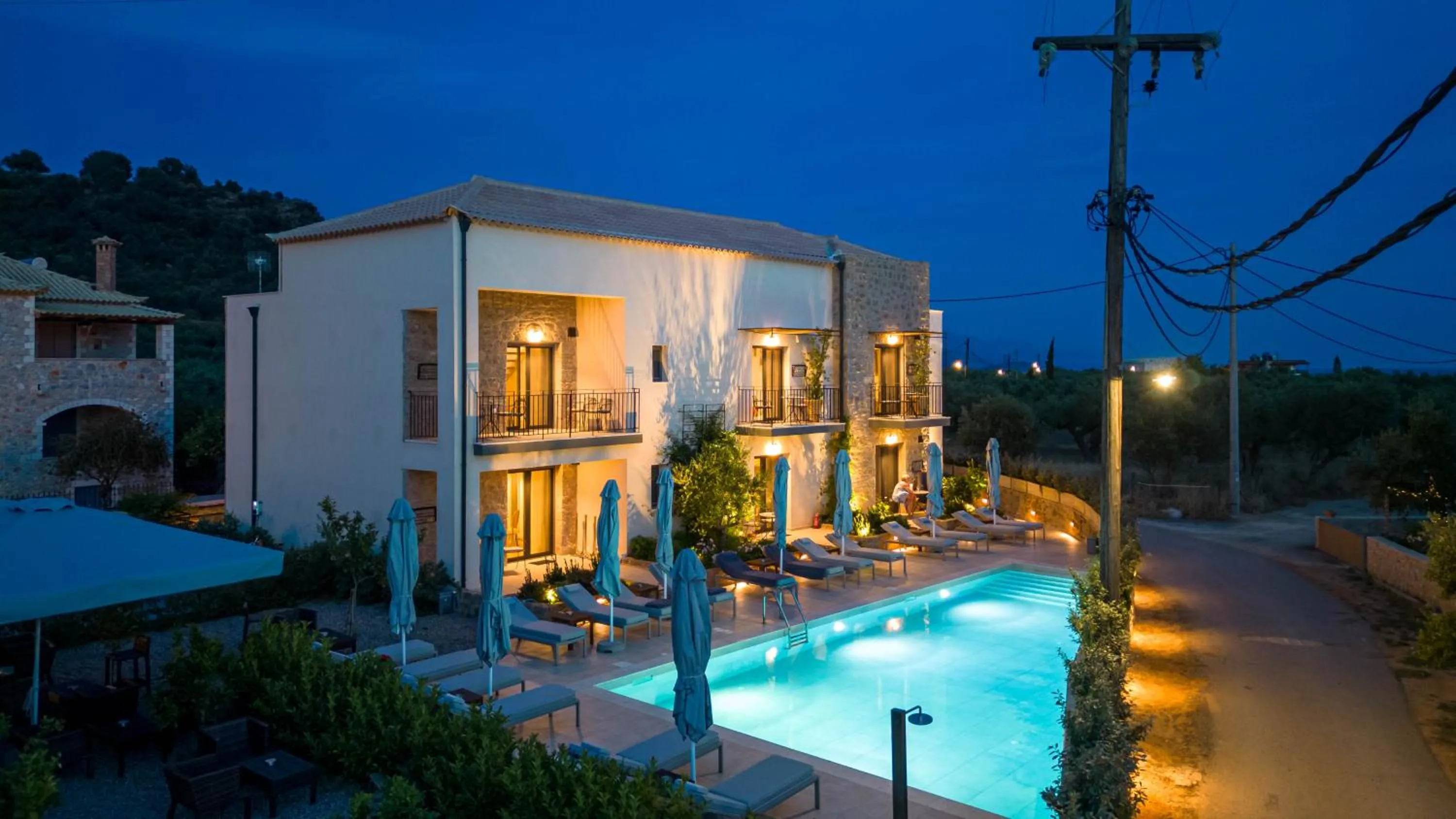 Kannas Mani Luxury Suites -Adults Friendly 14 Plus