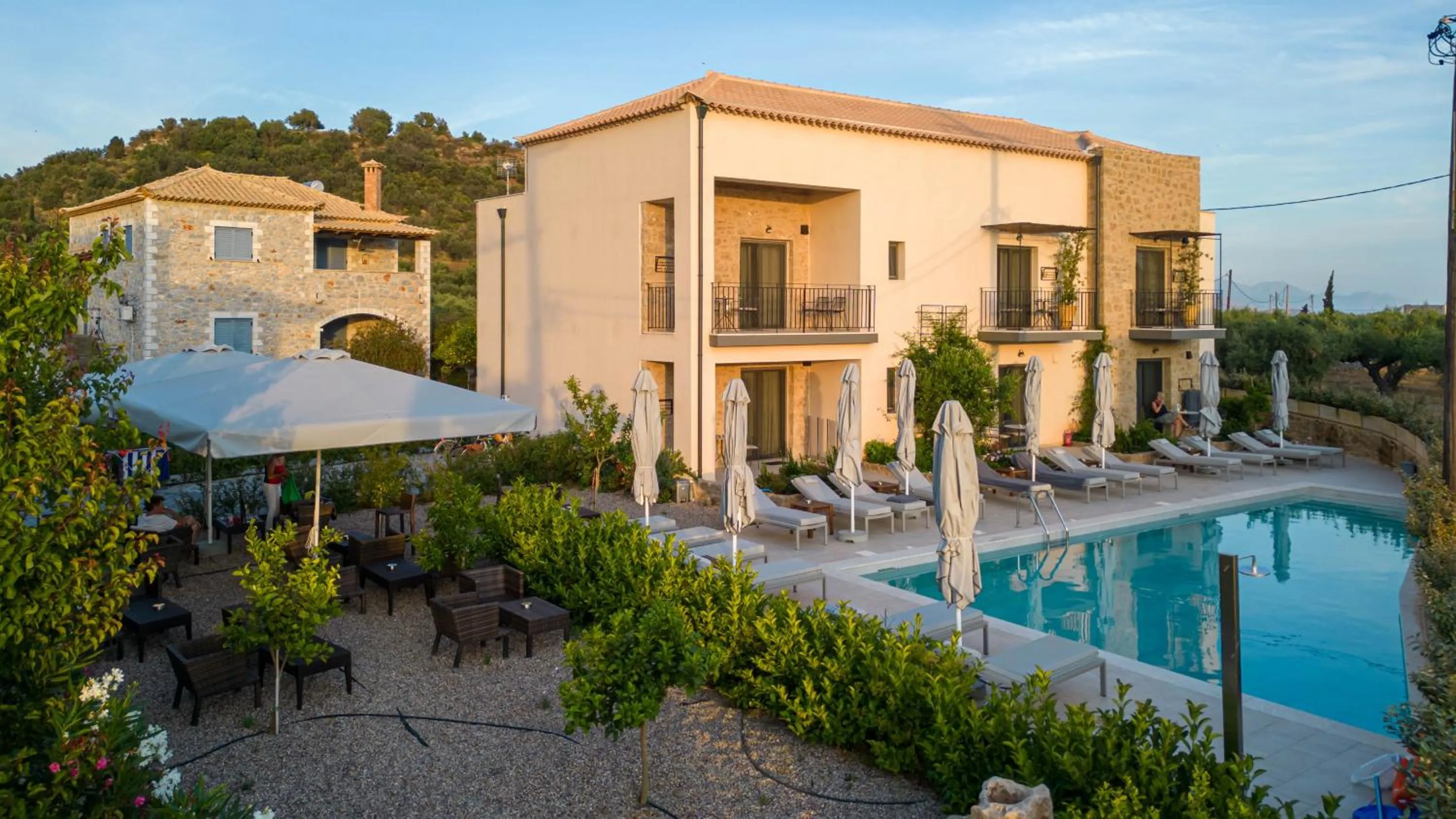 Kannas Mani Luxury Suites -Adults Friendly 14 Plus