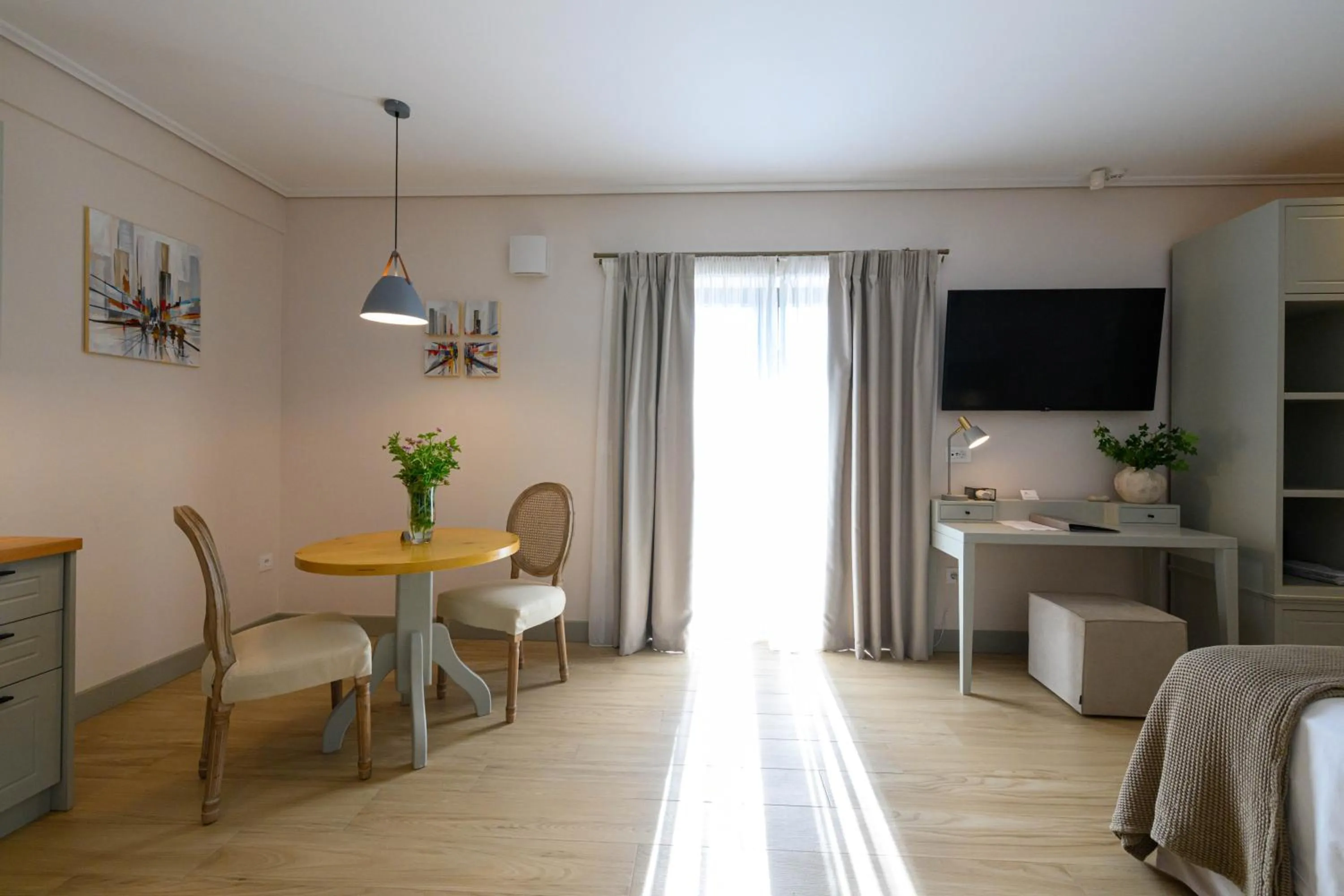 Bed in Kannas Mani Luxury Suites -Adults Friendly 14 Plus