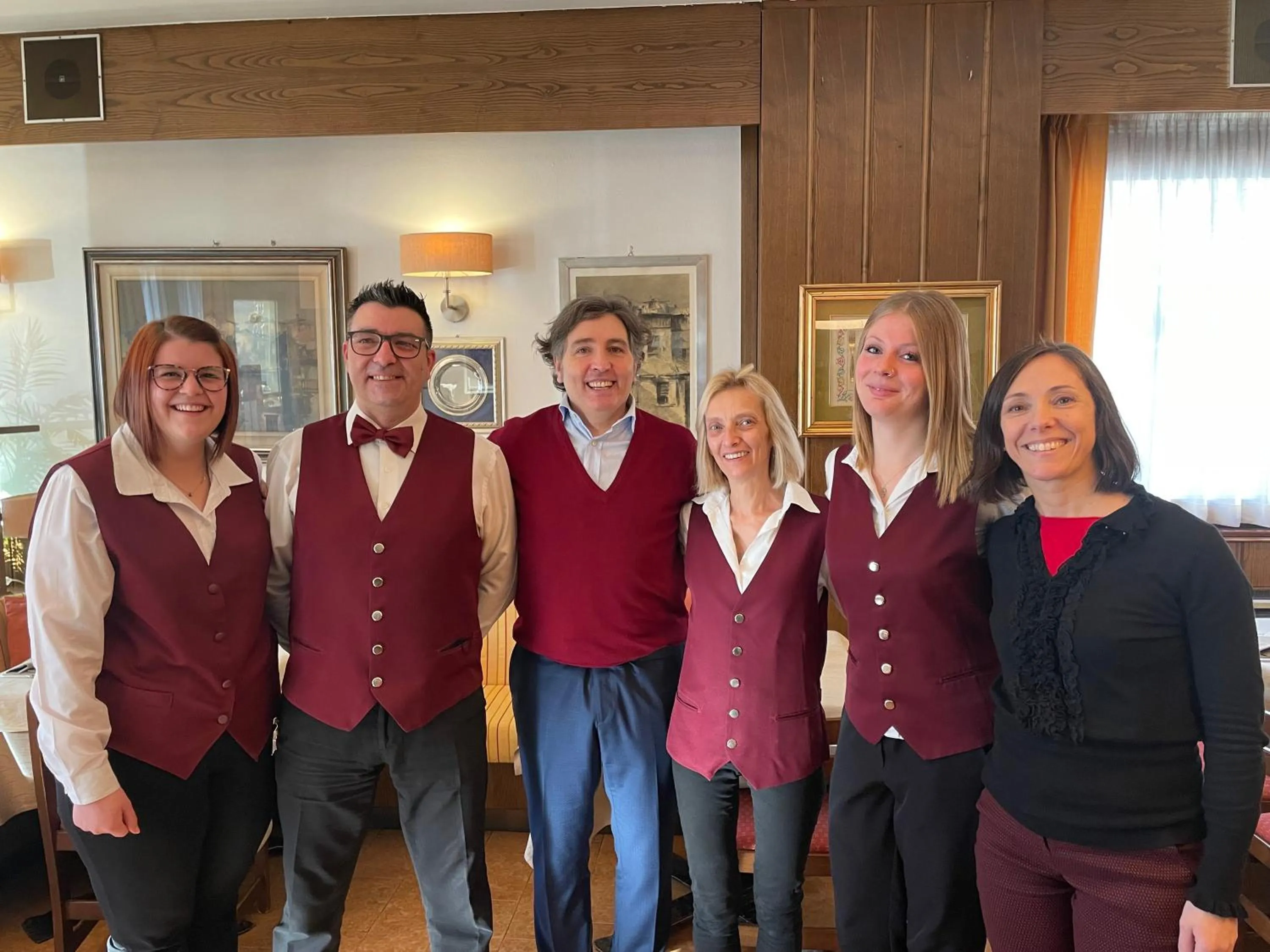 Restaurant/places to eat in Hotel Sassella