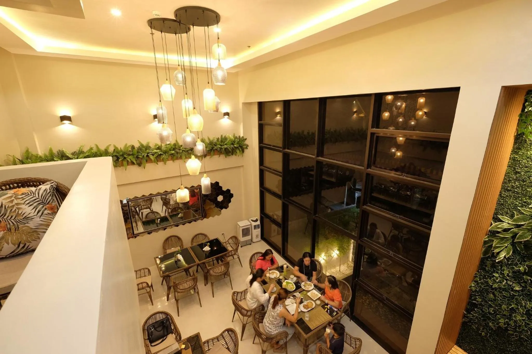 Dining area in Jai-cob’s Suites