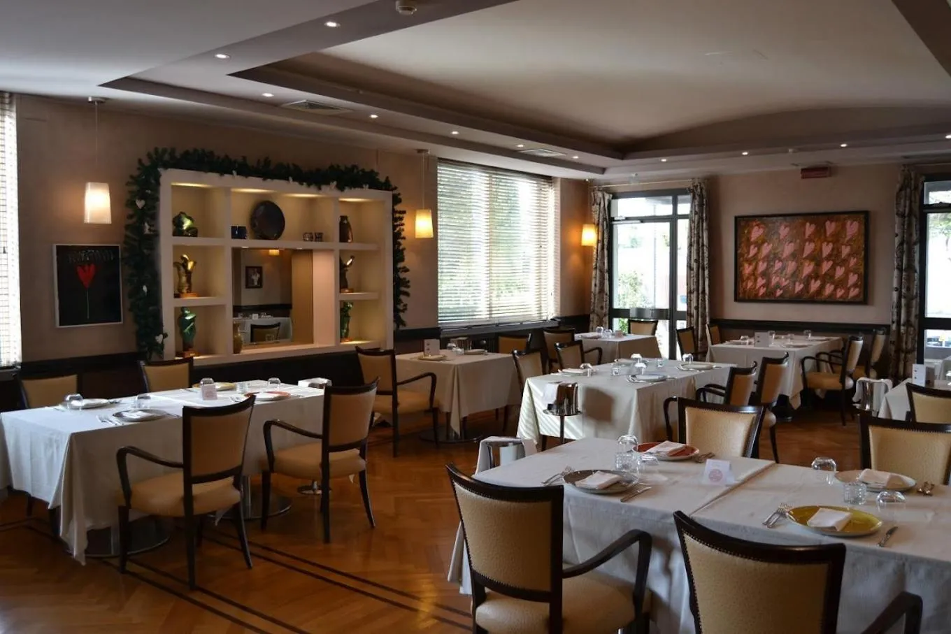 Restaurant/places to eat in Domus Park Hotel & SPA