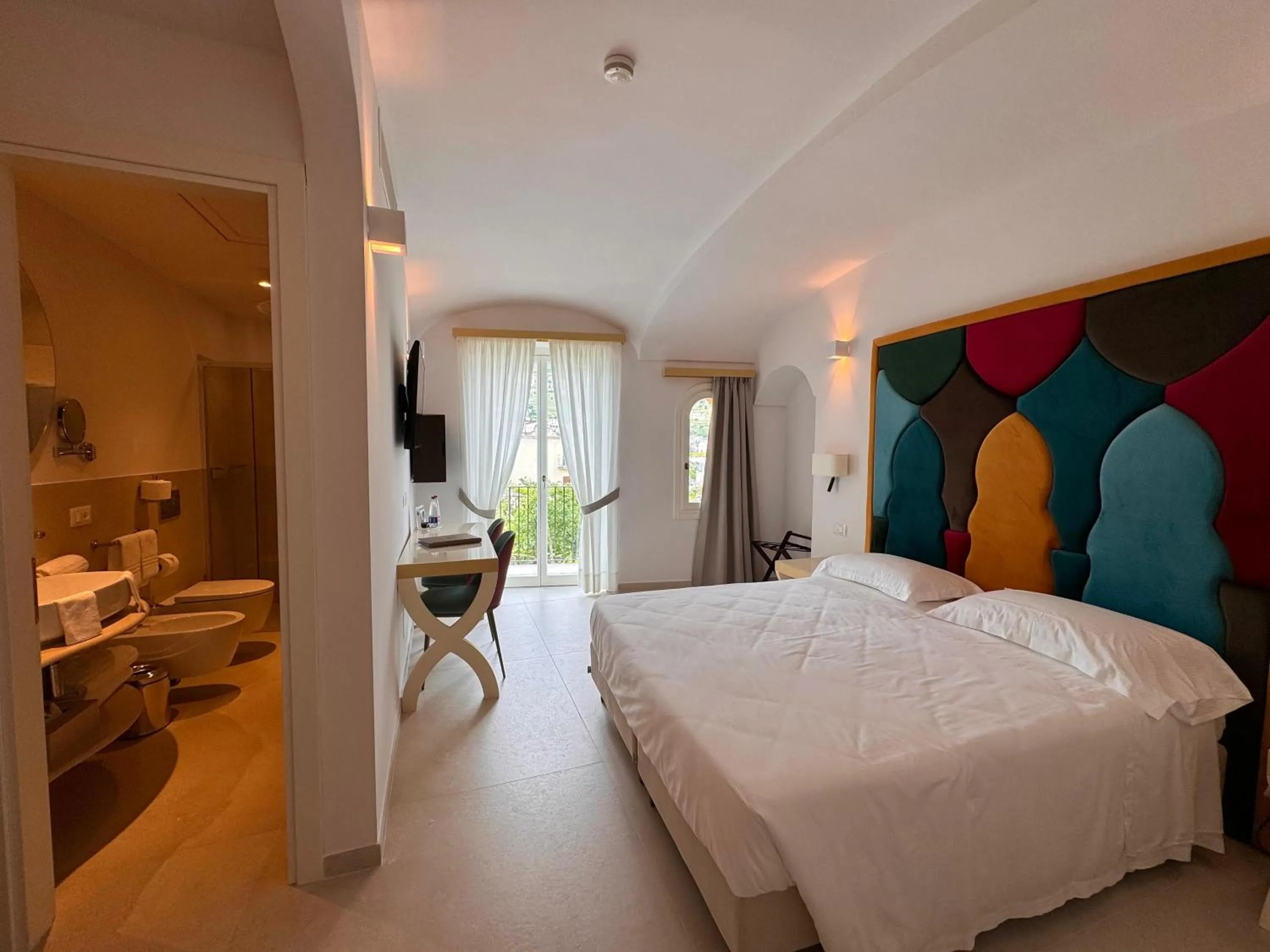 Bedroom, Bed in Hotel Rufolo