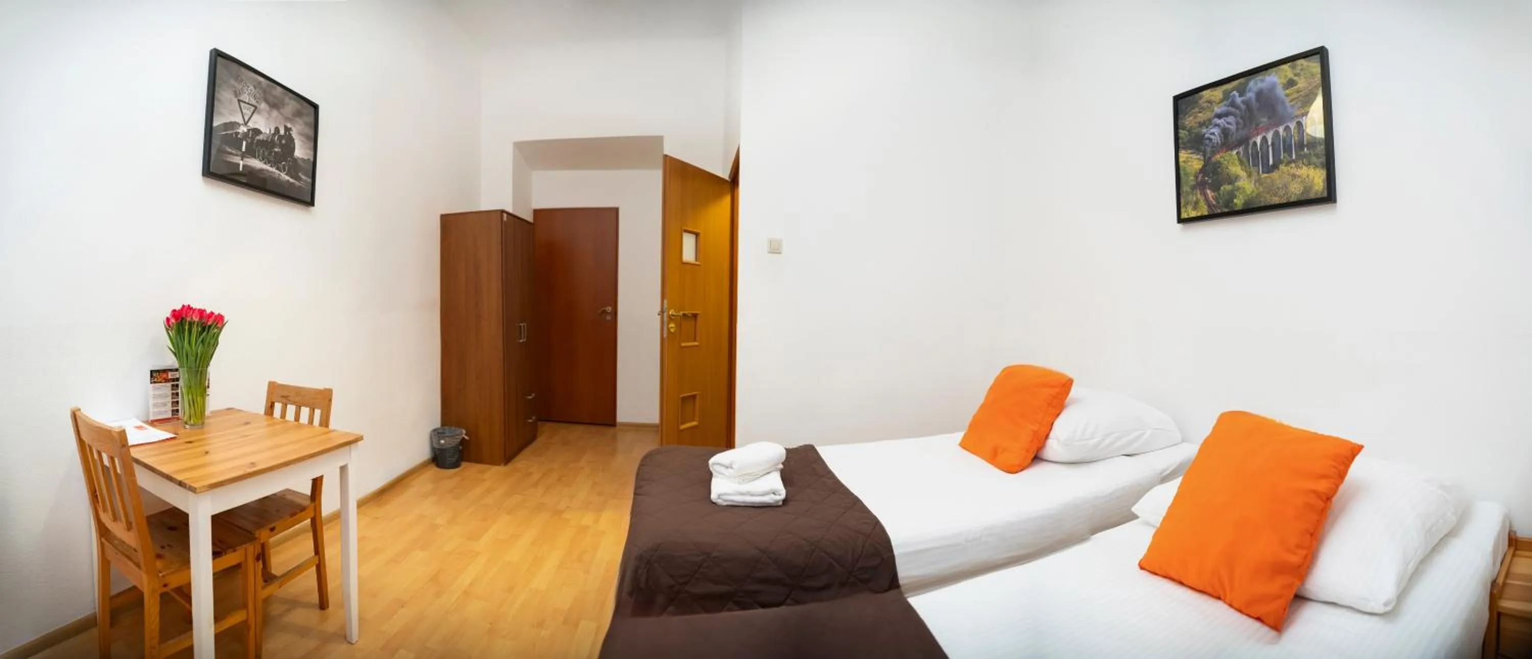 Photo of the whole room, Bed in Station Aparthotel