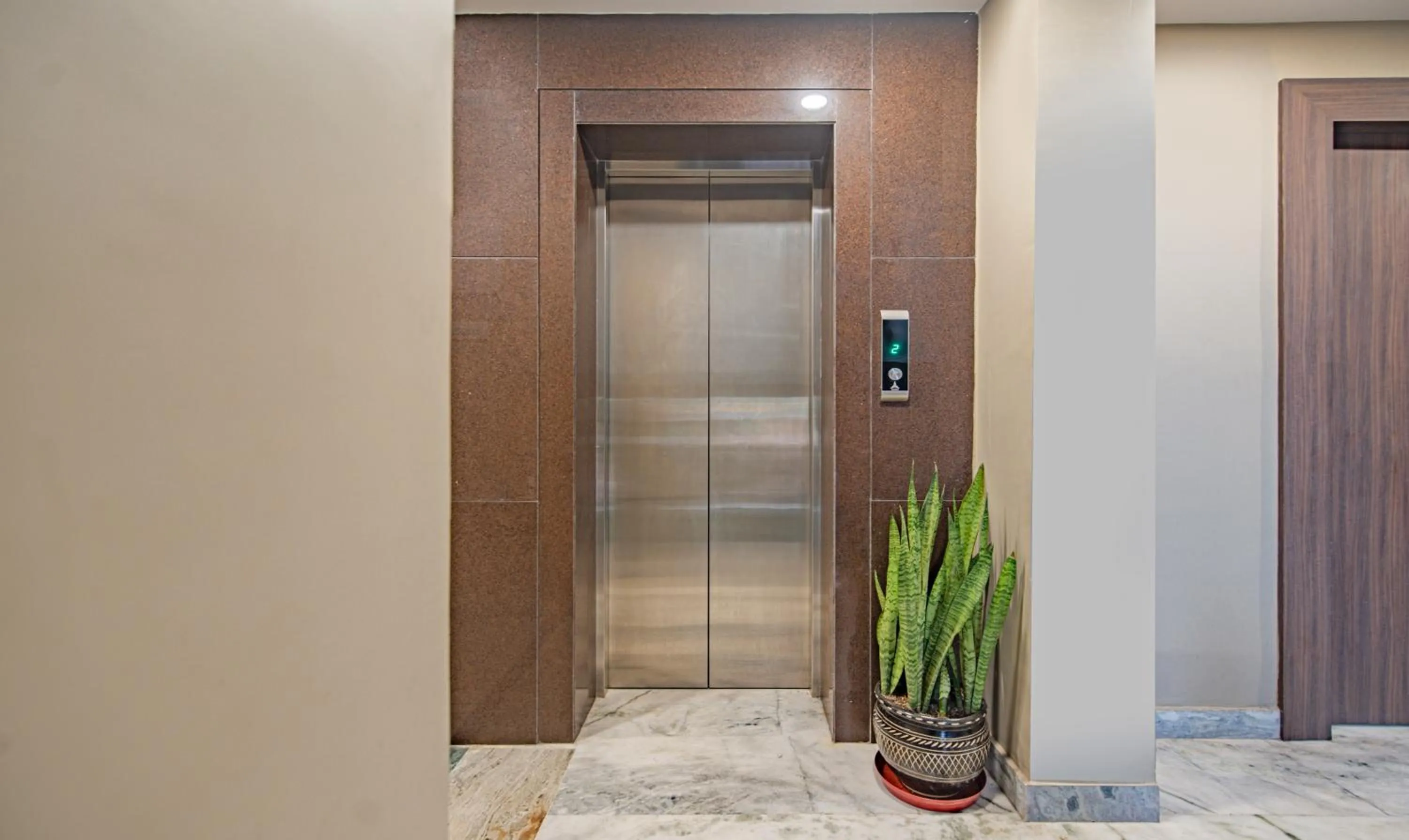 elevator in Treebo Gyani's