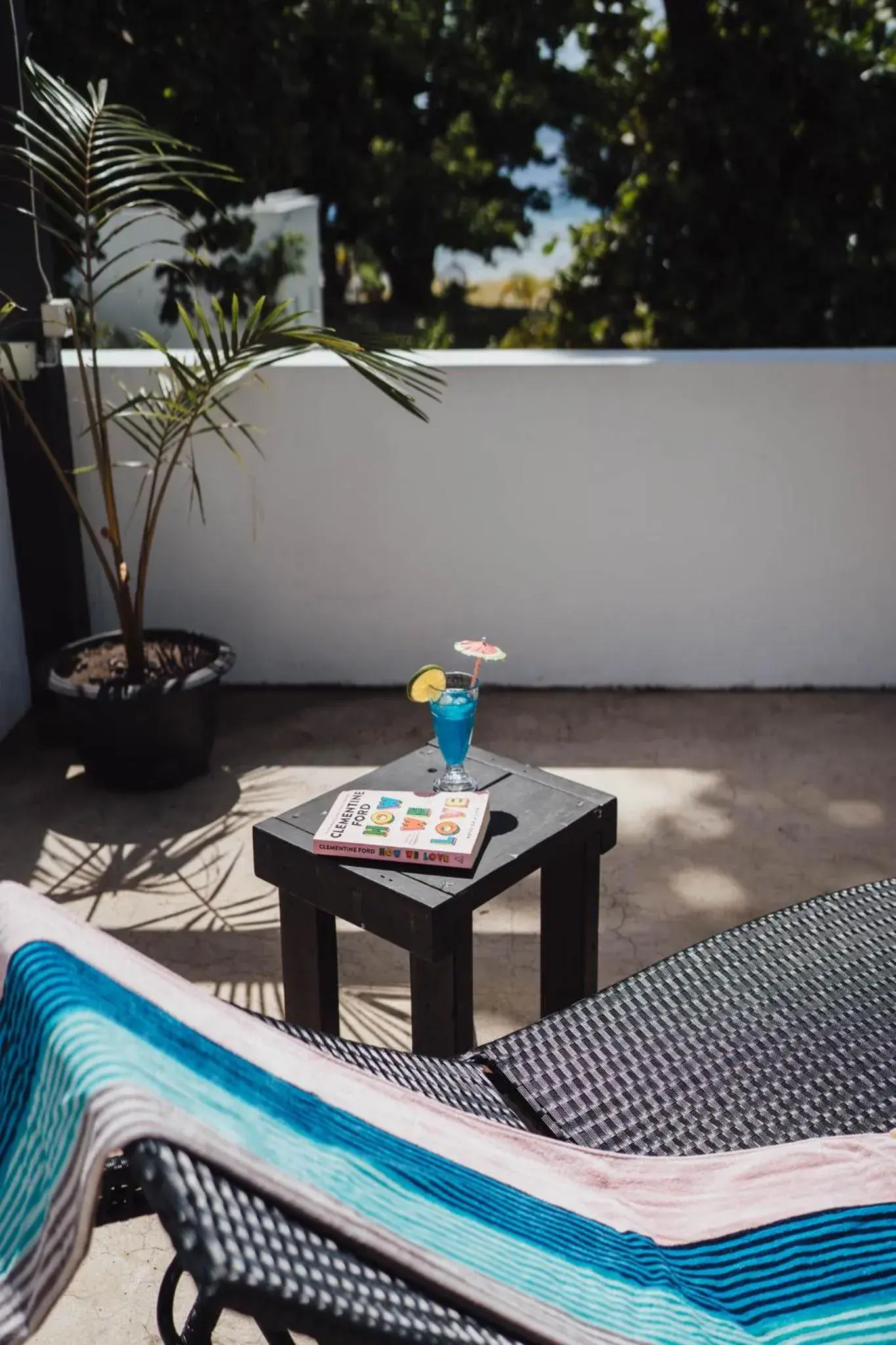 Bungalow in South Pacific Memories Bungalow in South Pacific Memories