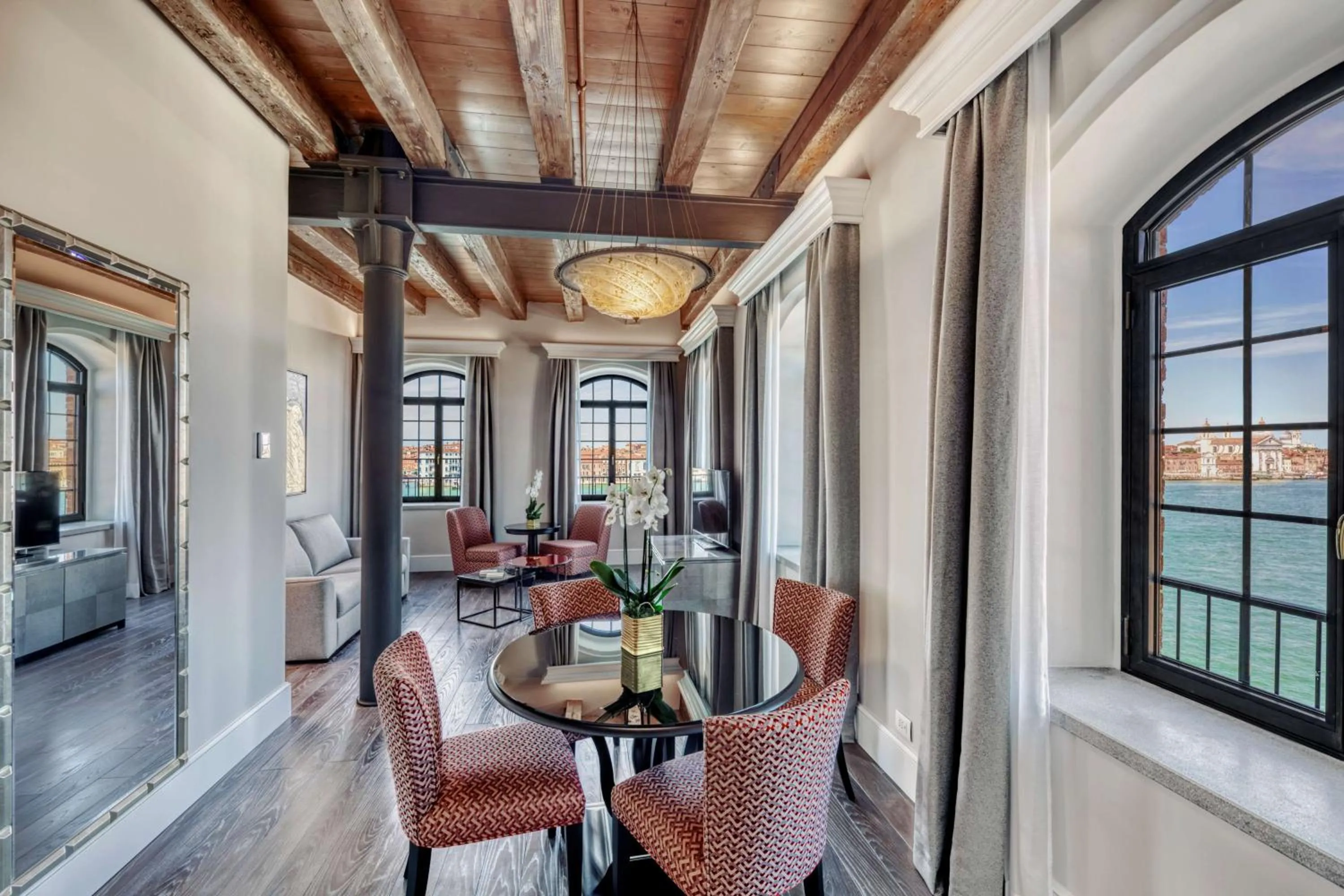 Living room in Hilton Molino Stucky Venice