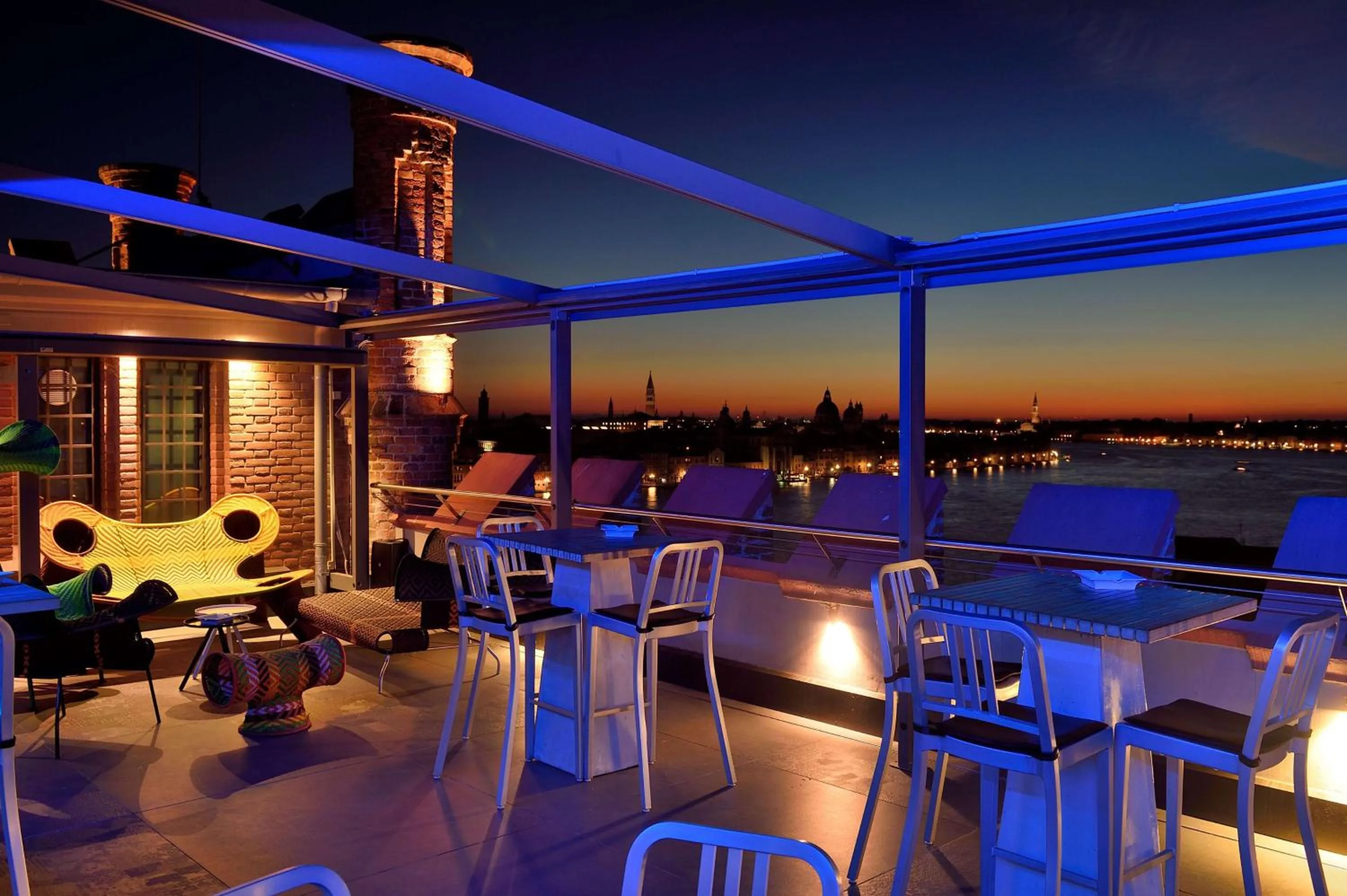 Restaurant/places to eat in Hilton Molino Stucky Venice