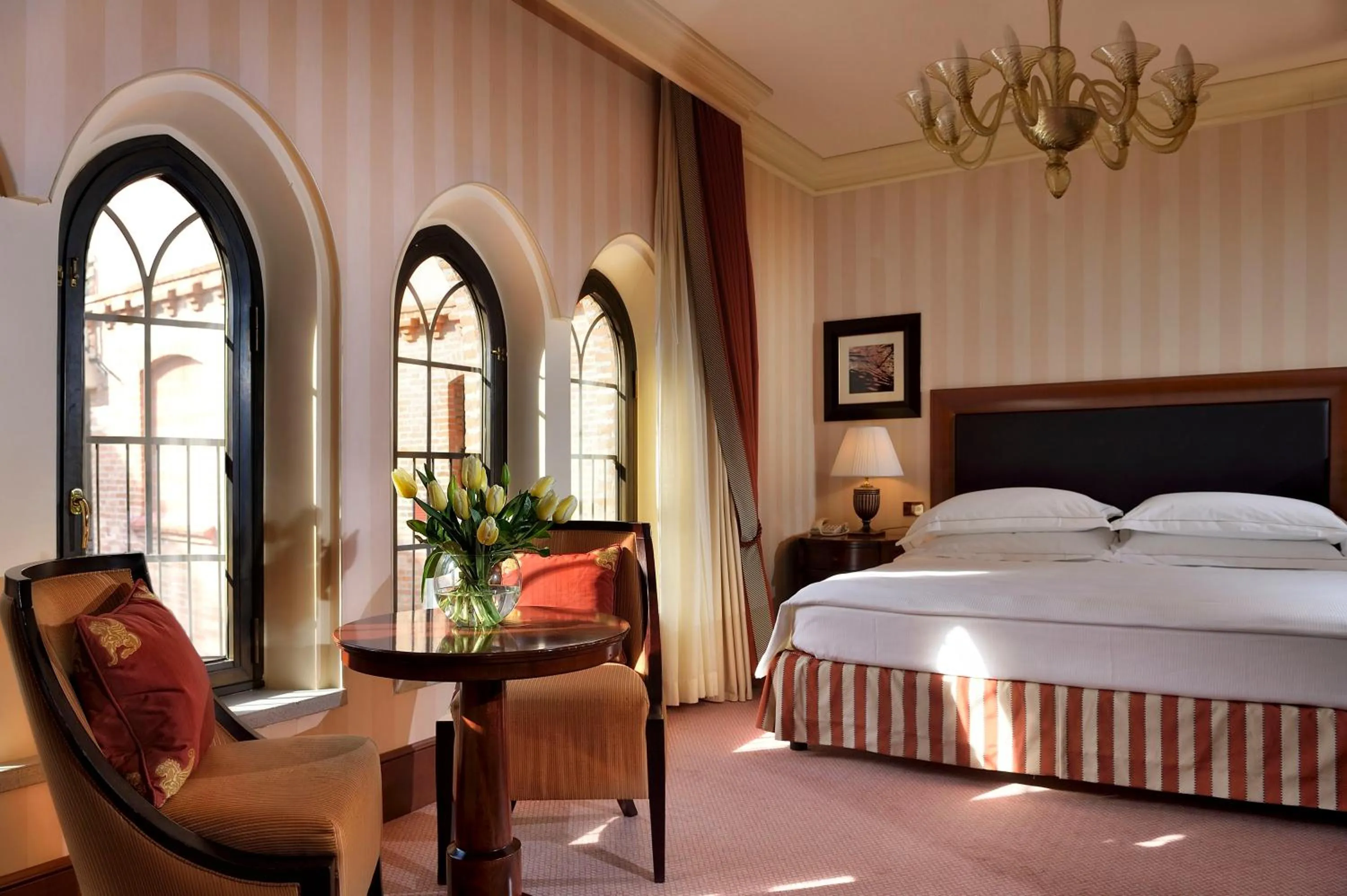 Bedroom, Bed in Hilton Molino Stucky Venice