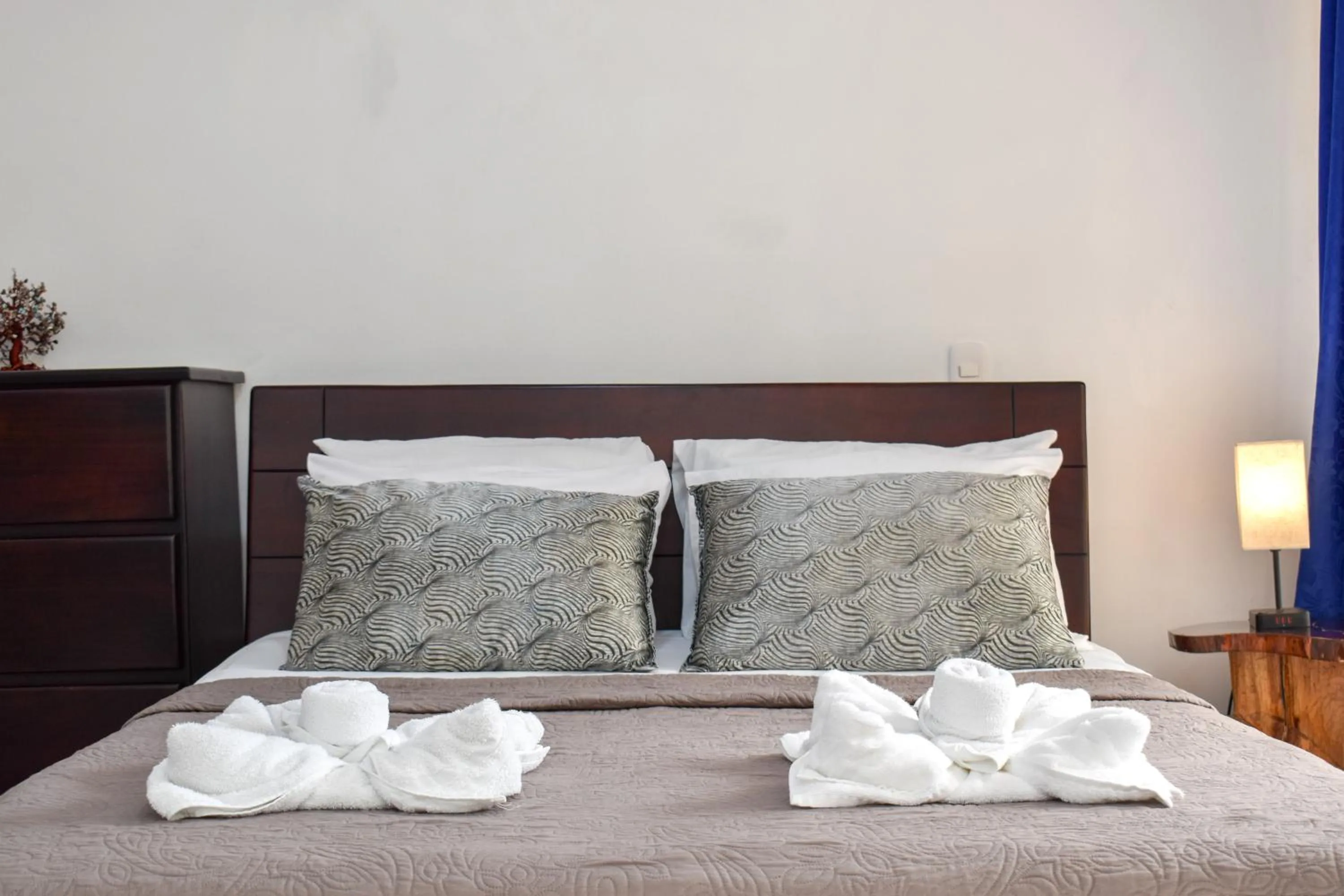 Bed in Hotel Serendipity