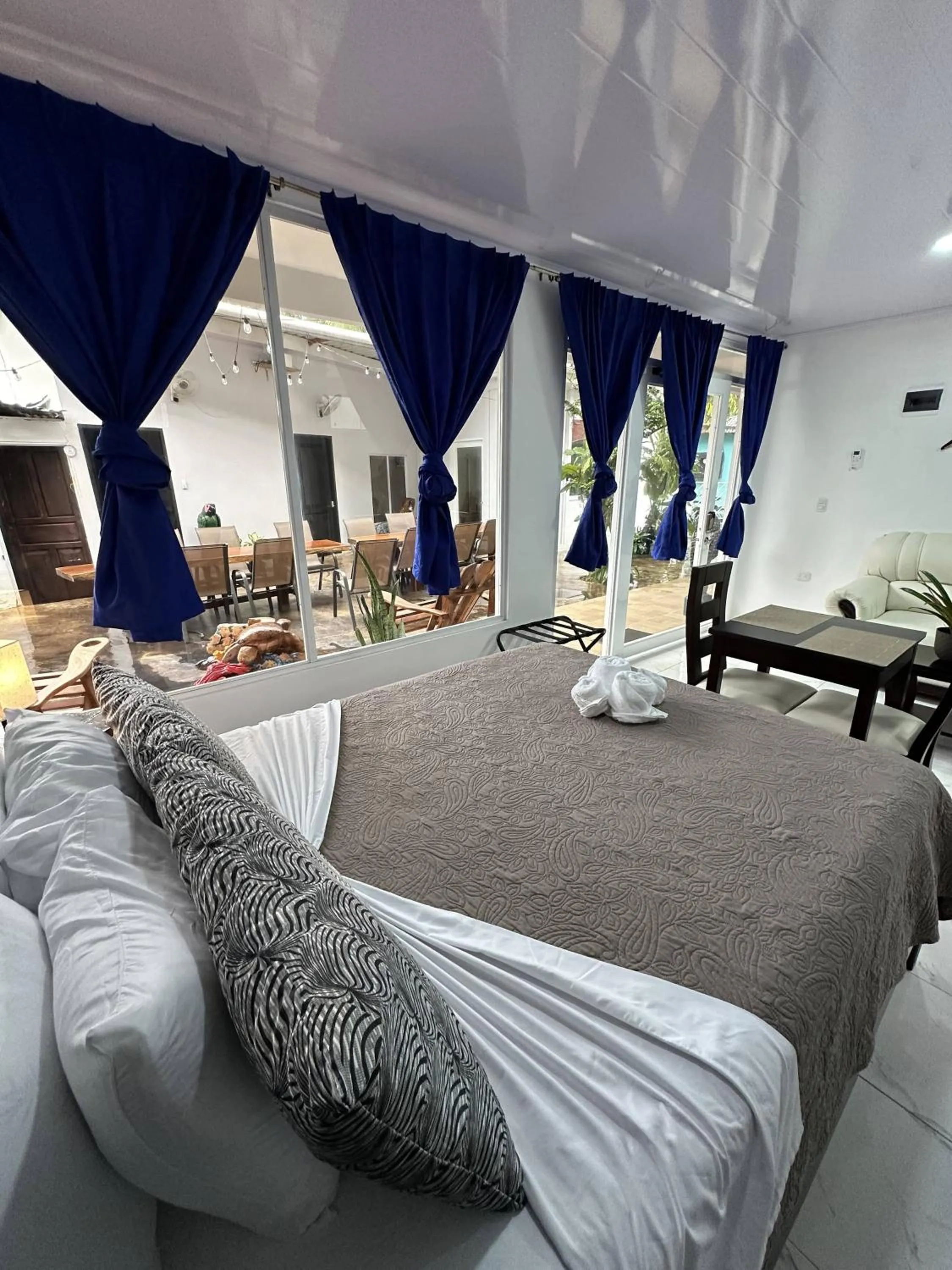 Bed in Hotel Serendipity