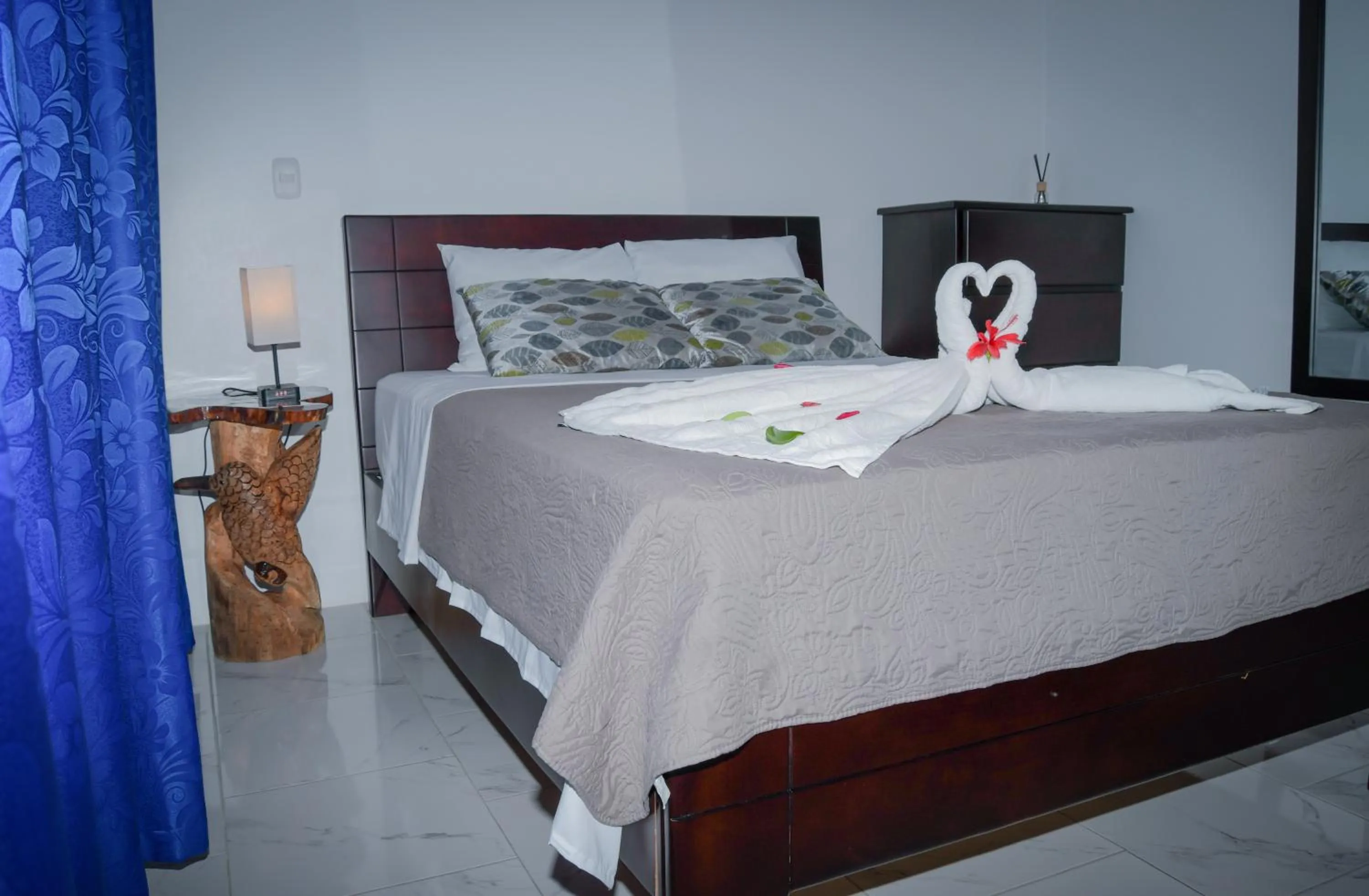 Bed in Hotel Serendipity