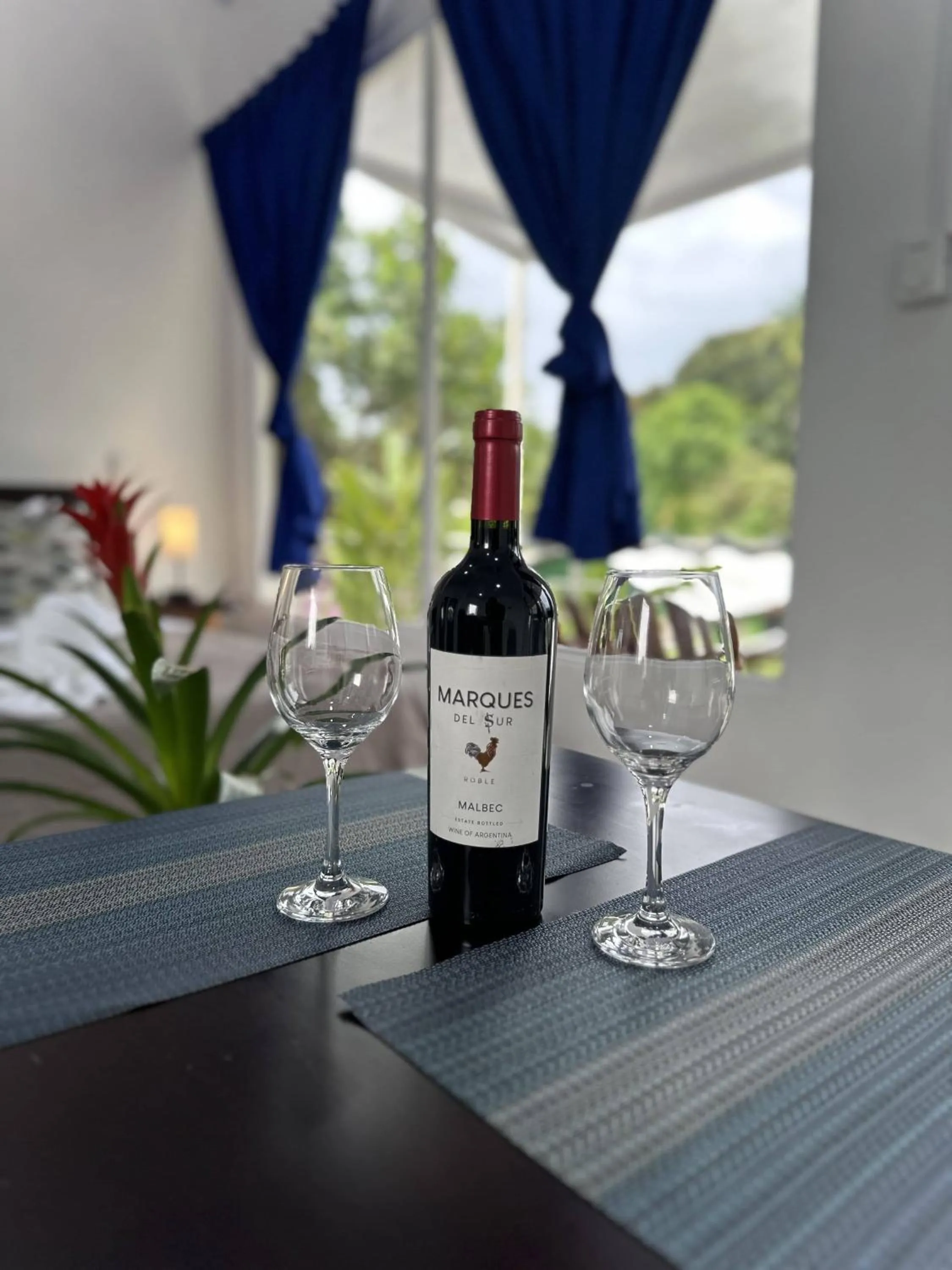 Food and drinks in Hotel Serendipity