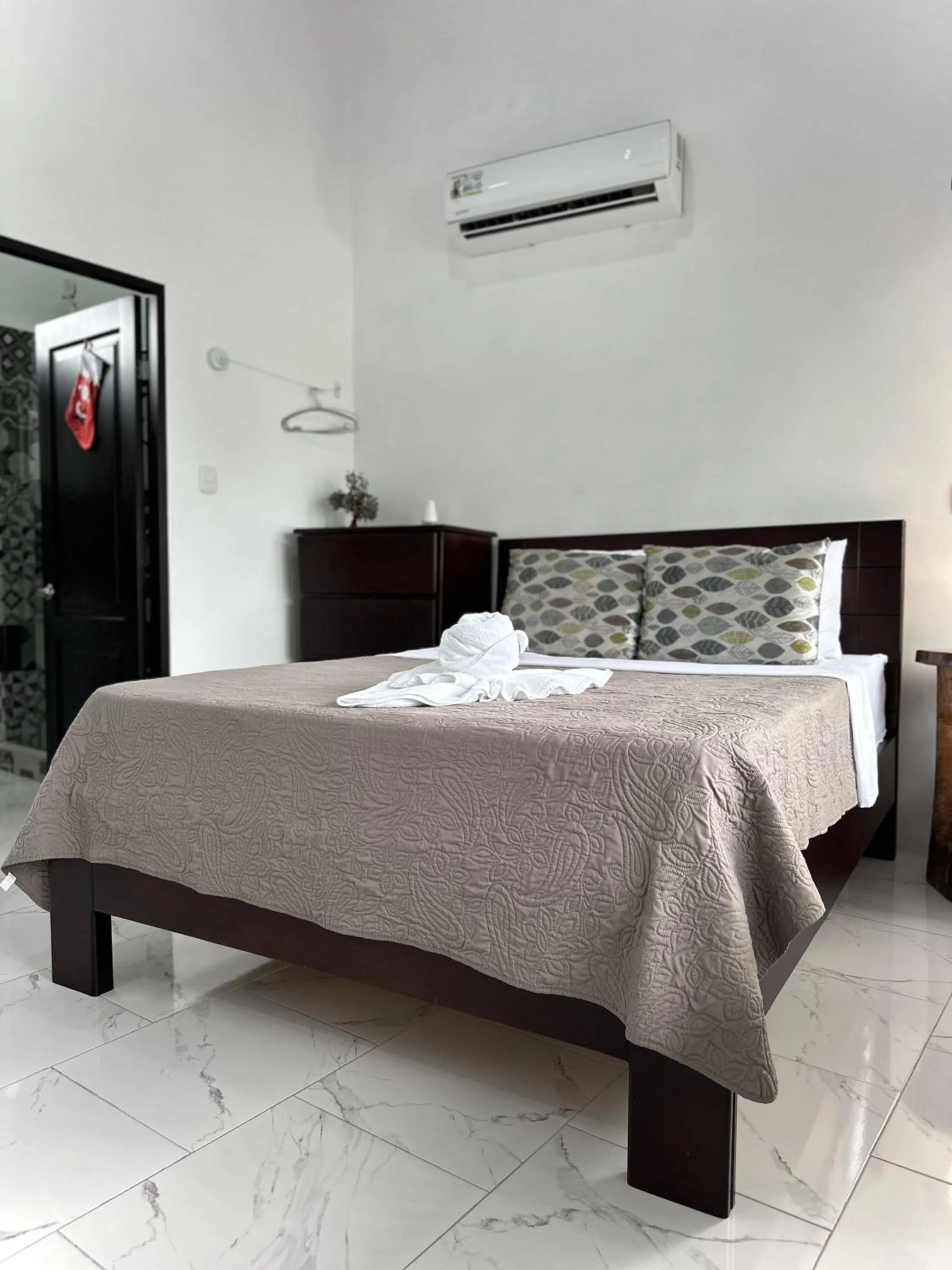 Bed in Hotel Serendipity