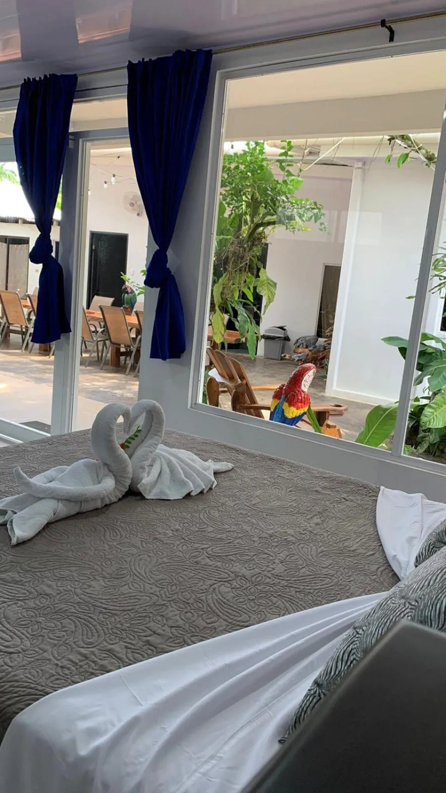 Property building, Bed in Hotel Serendipity