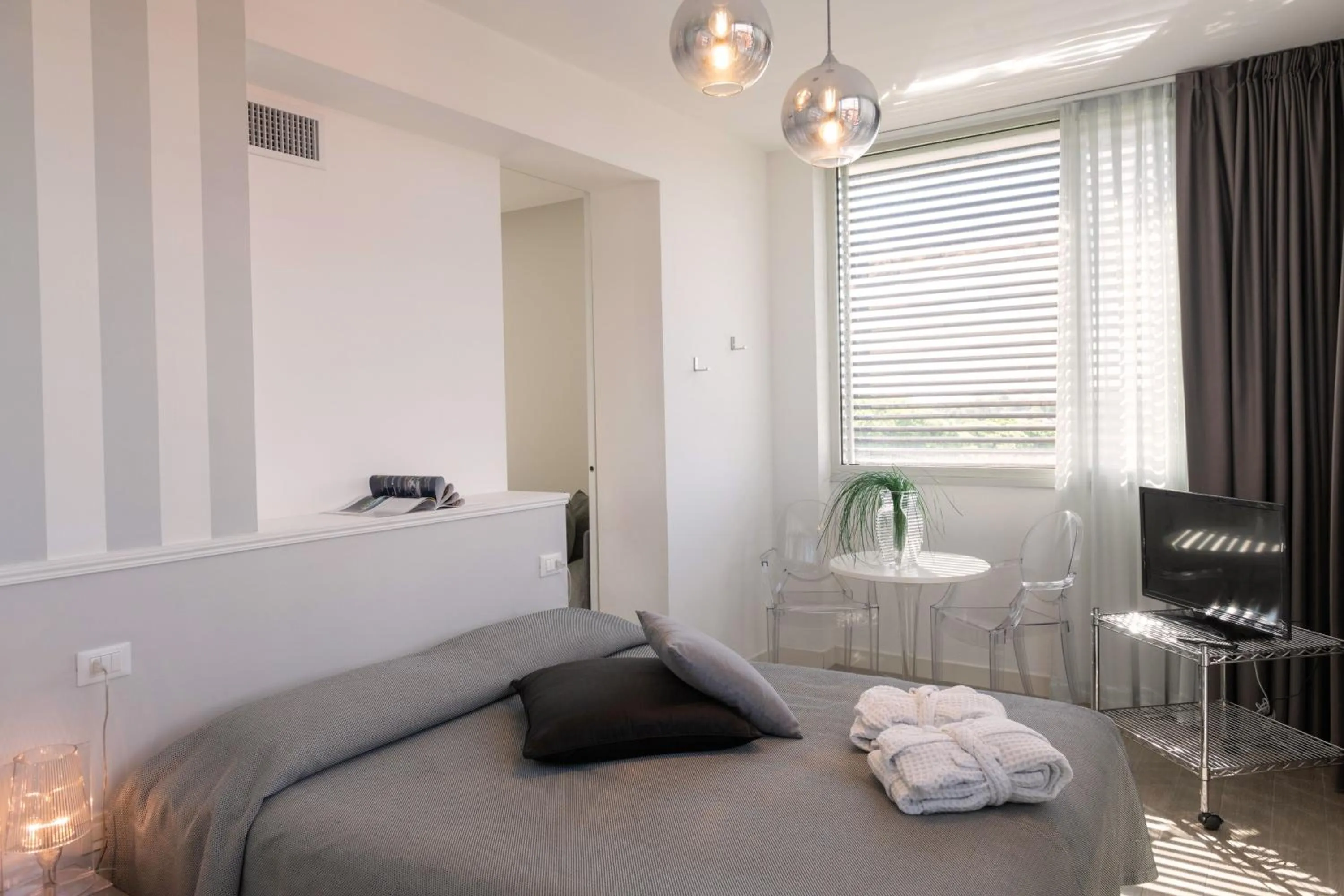 Bedroom, Bed in Perla Verde Hotel