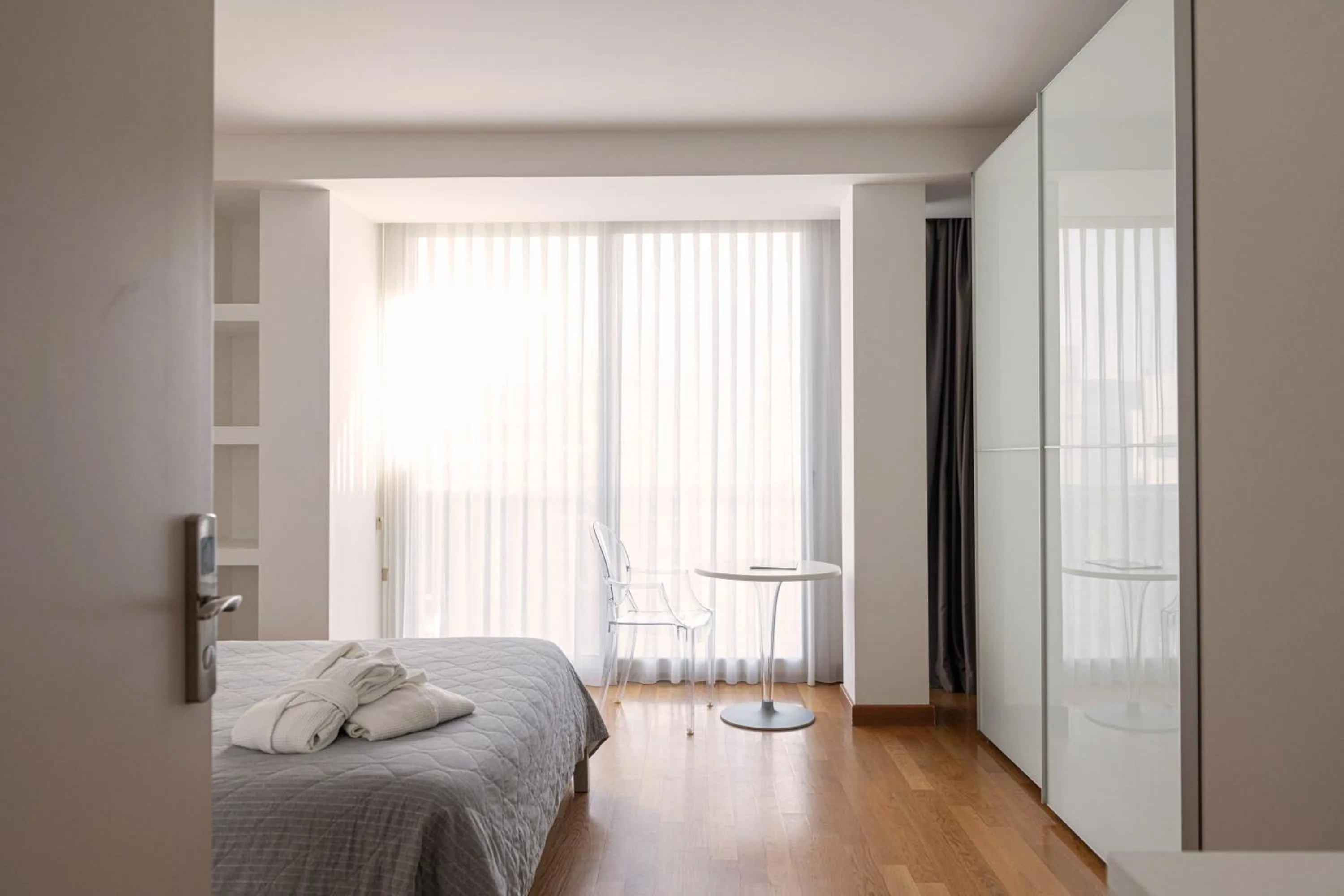 Photo of the whole room, Bed in Perla Verde Hotel