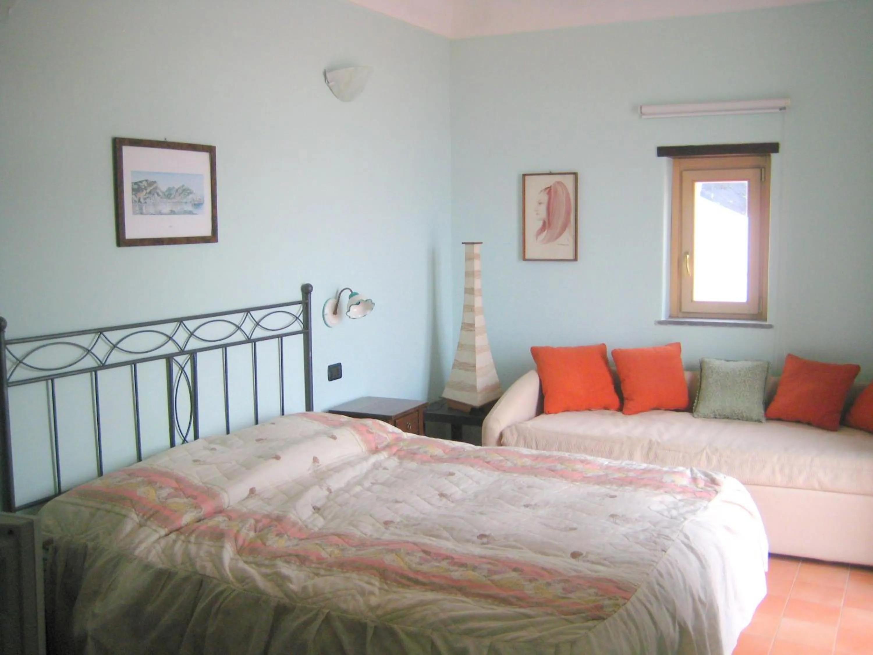 Photo of the whole room, Bed in Villa Rina