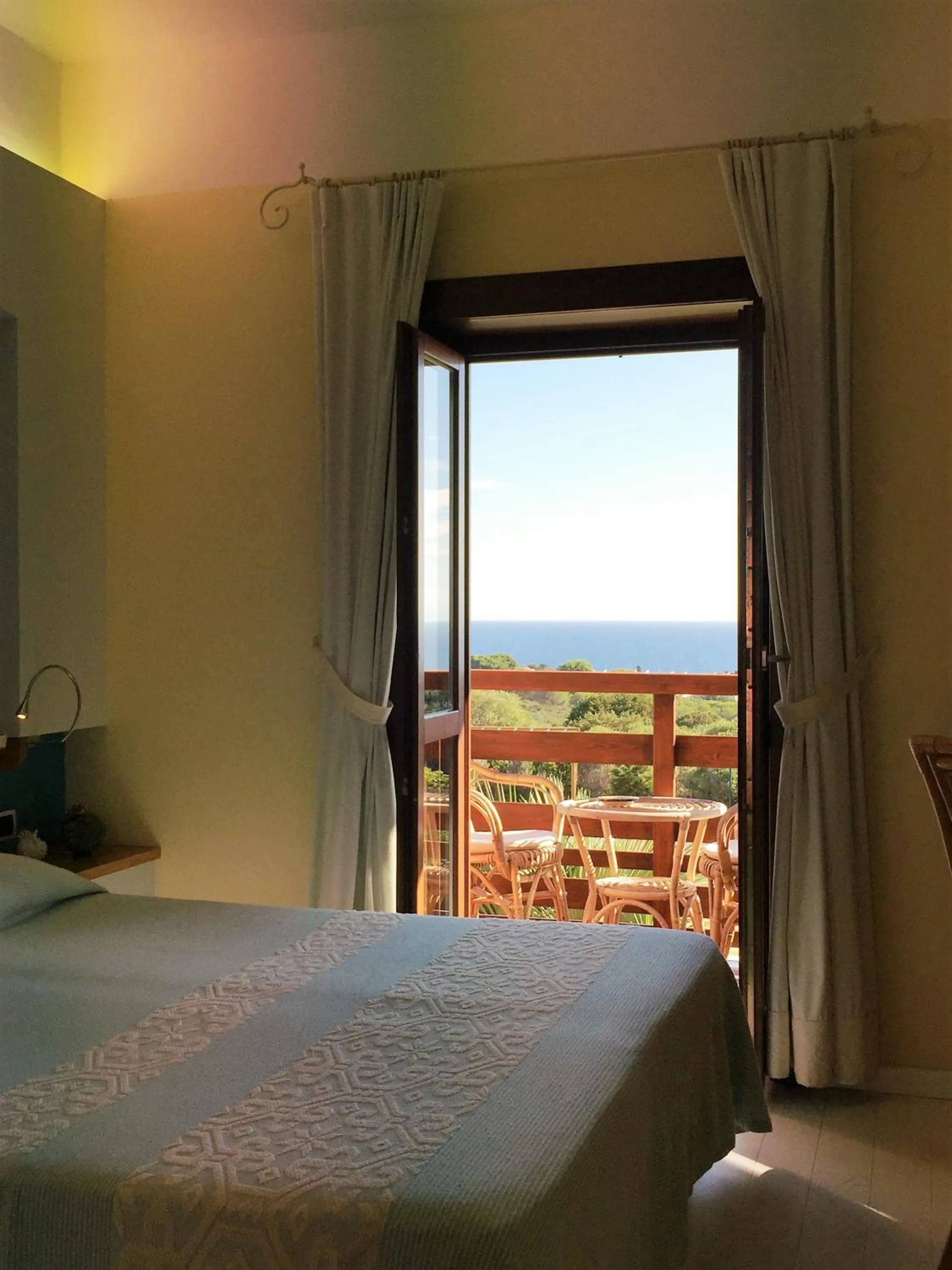 Bedroom, Bed in Hotel Cala Reale