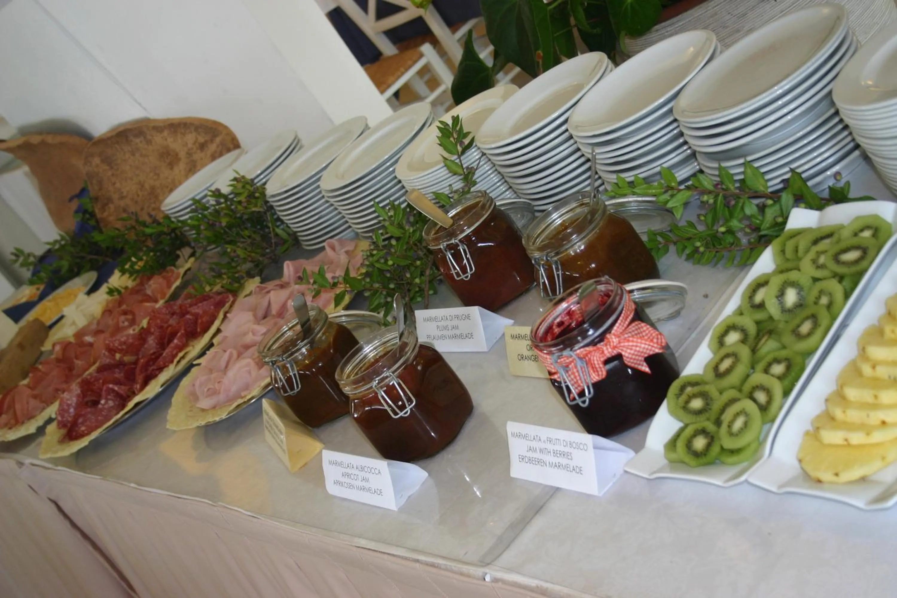 Restaurant/places to eat in Hotel Cala Reale