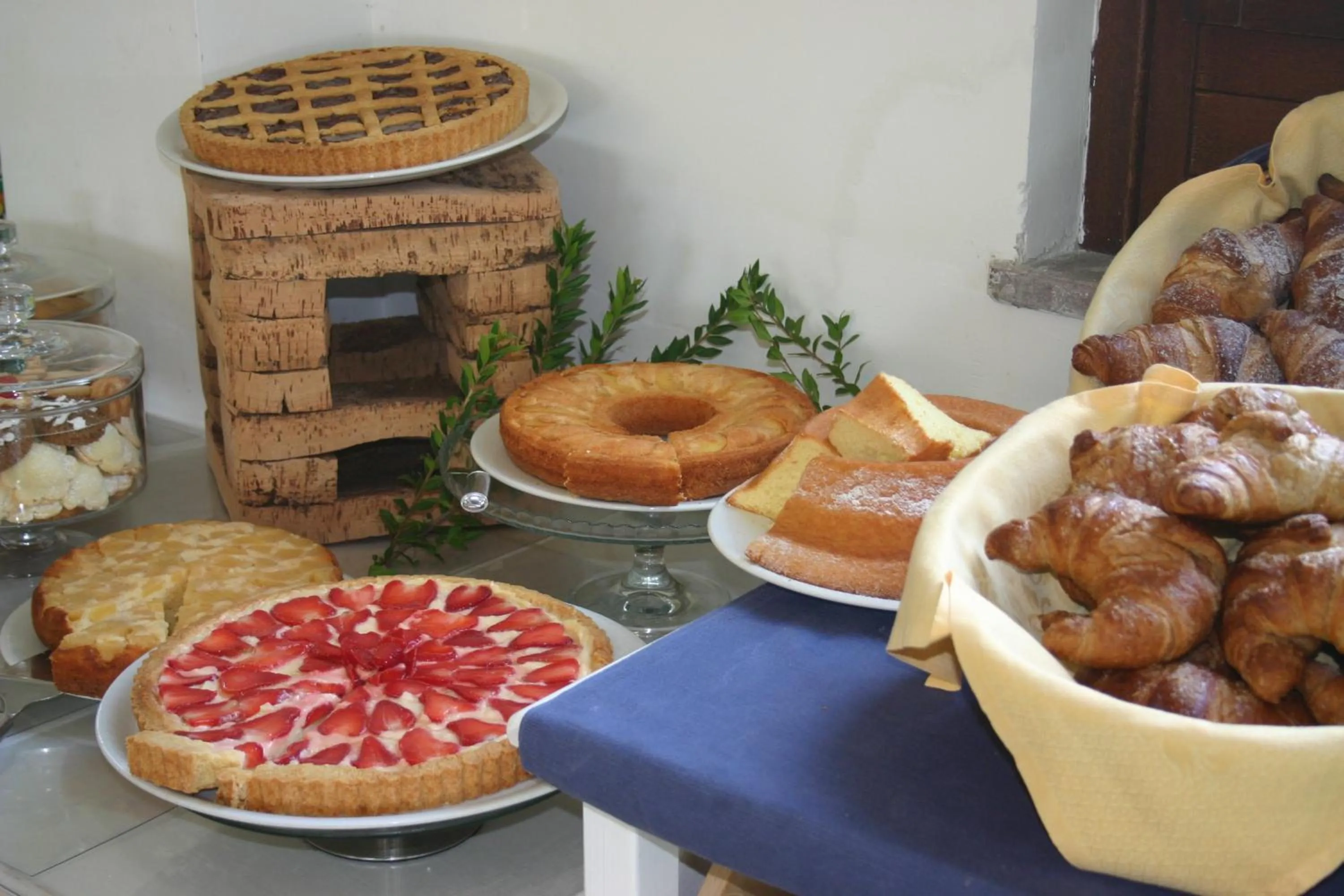 Restaurant/places to eat in Hotel Cala Reale