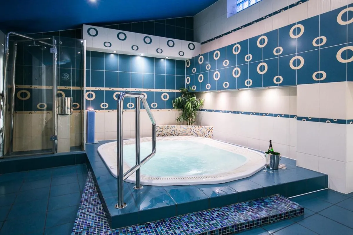 Hot Tub in Hotel&Spa Kameleon