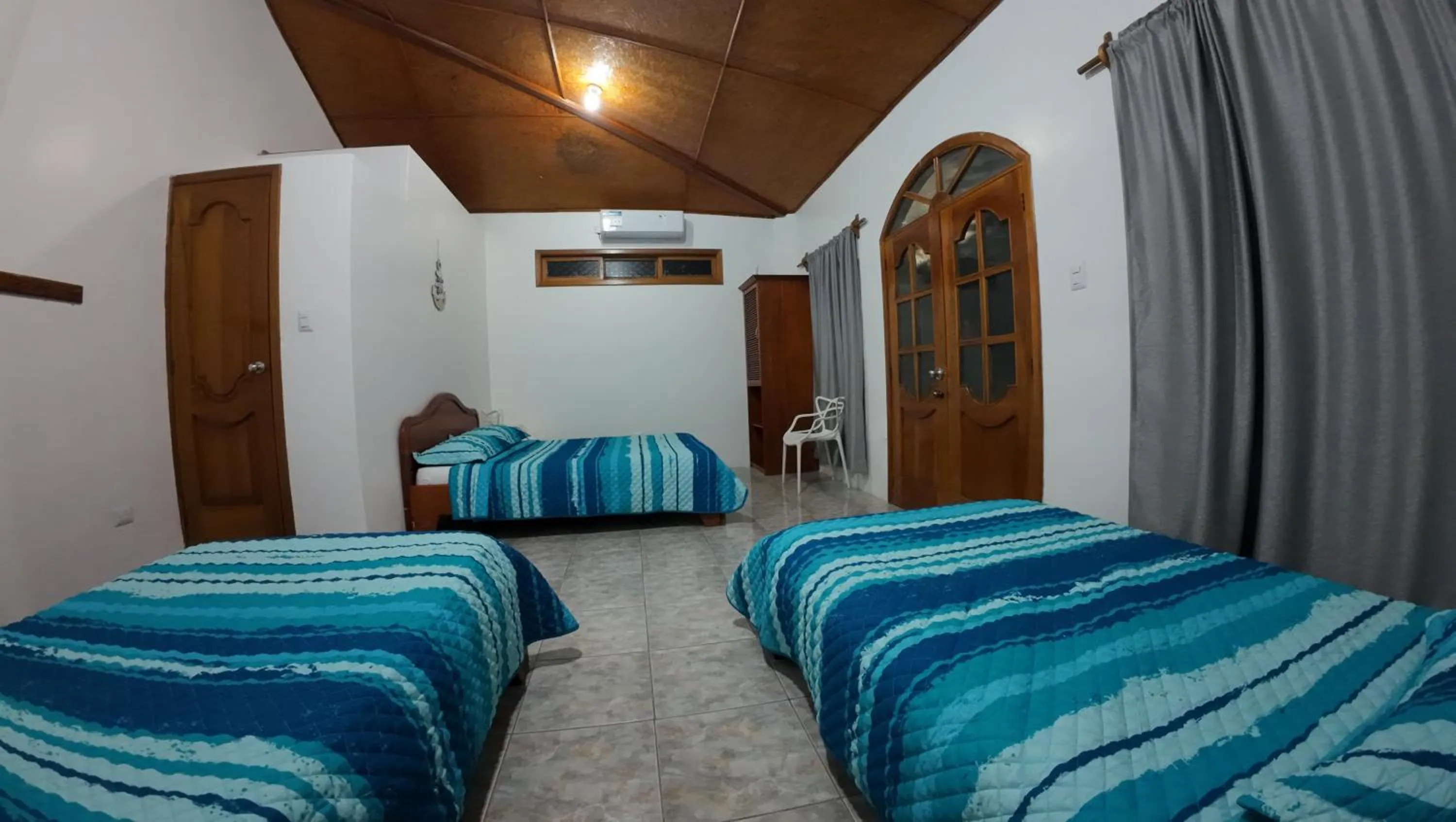 Bed in Hostal Neptuno - Poseidon