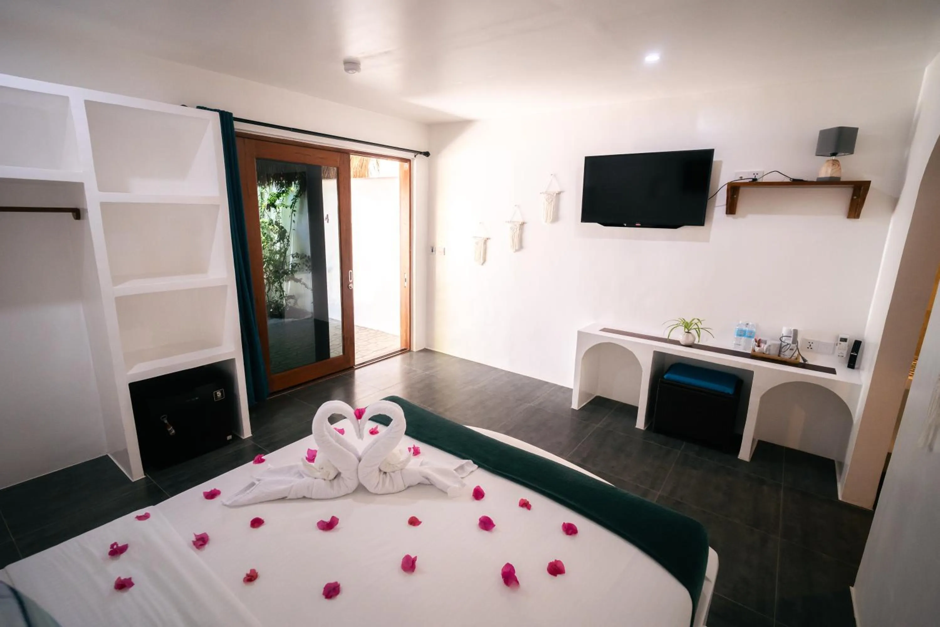 Bed in Secret paradise moalboal